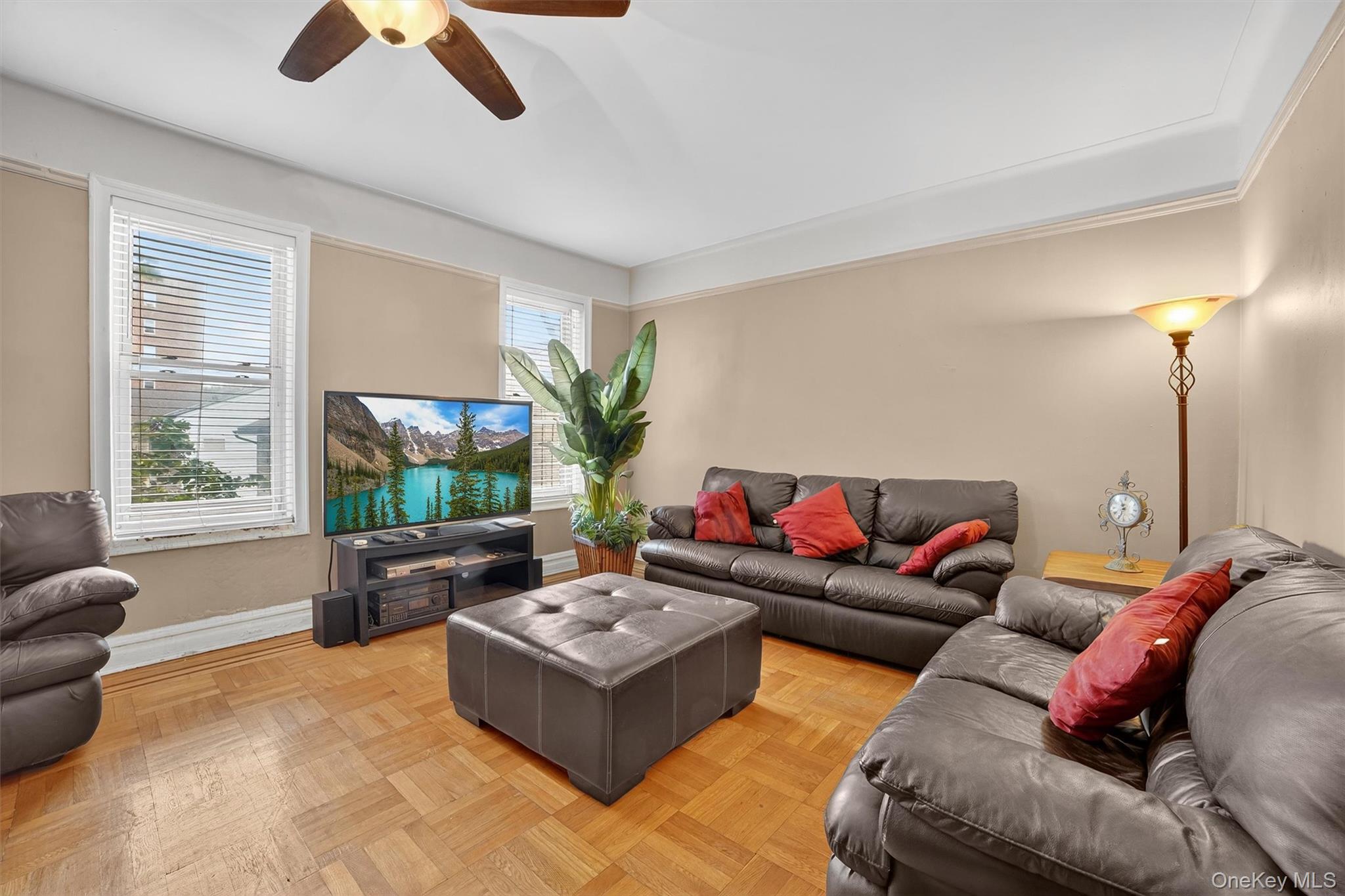 219 Bronx River Road 2l Property Photo 7