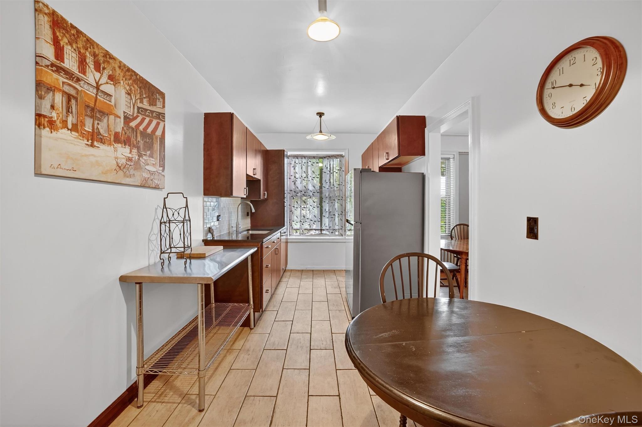 219 Bronx River Road 2l Property Photo 13