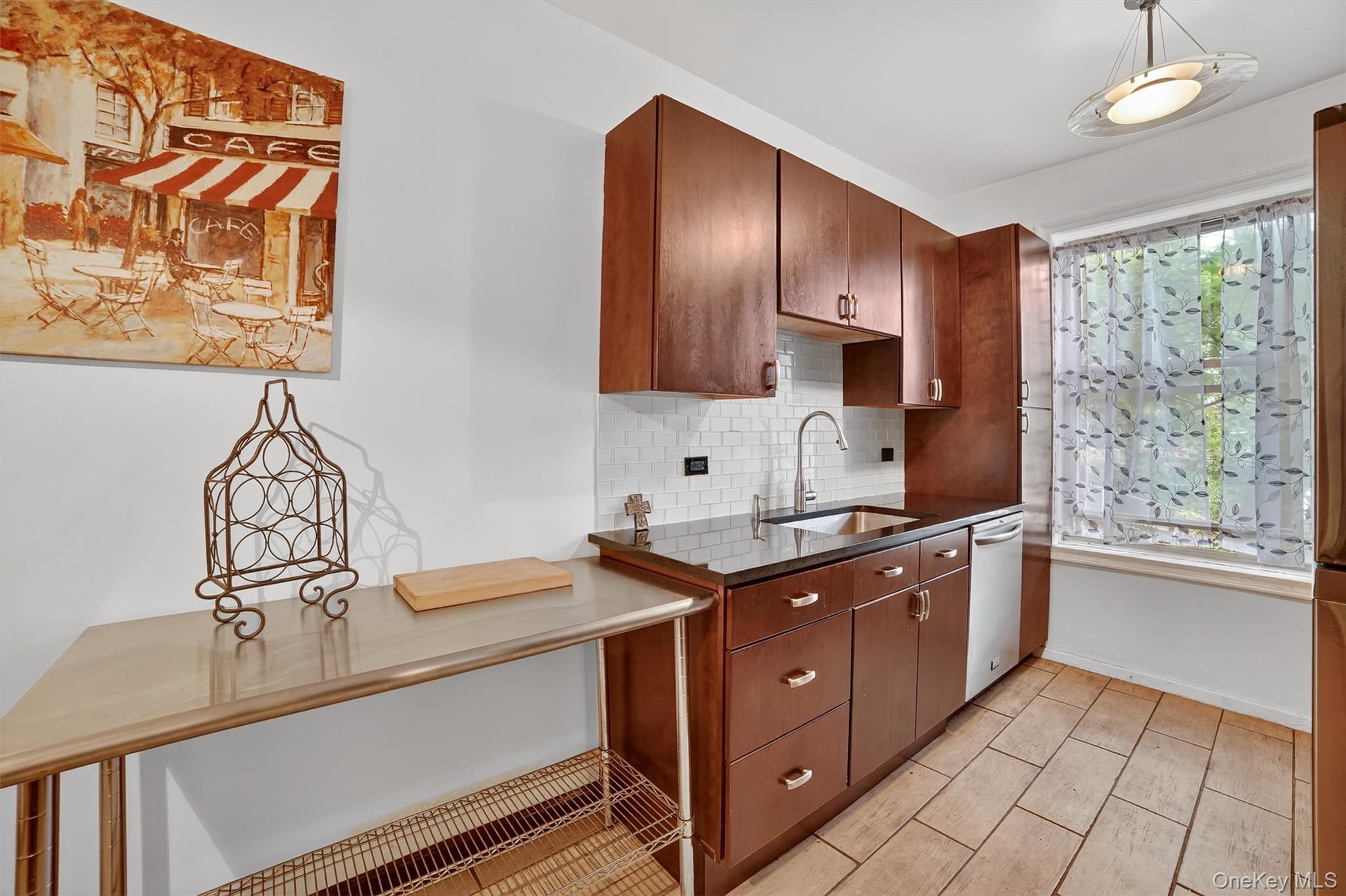 219 Bronx River Road 2l Property Photo 15