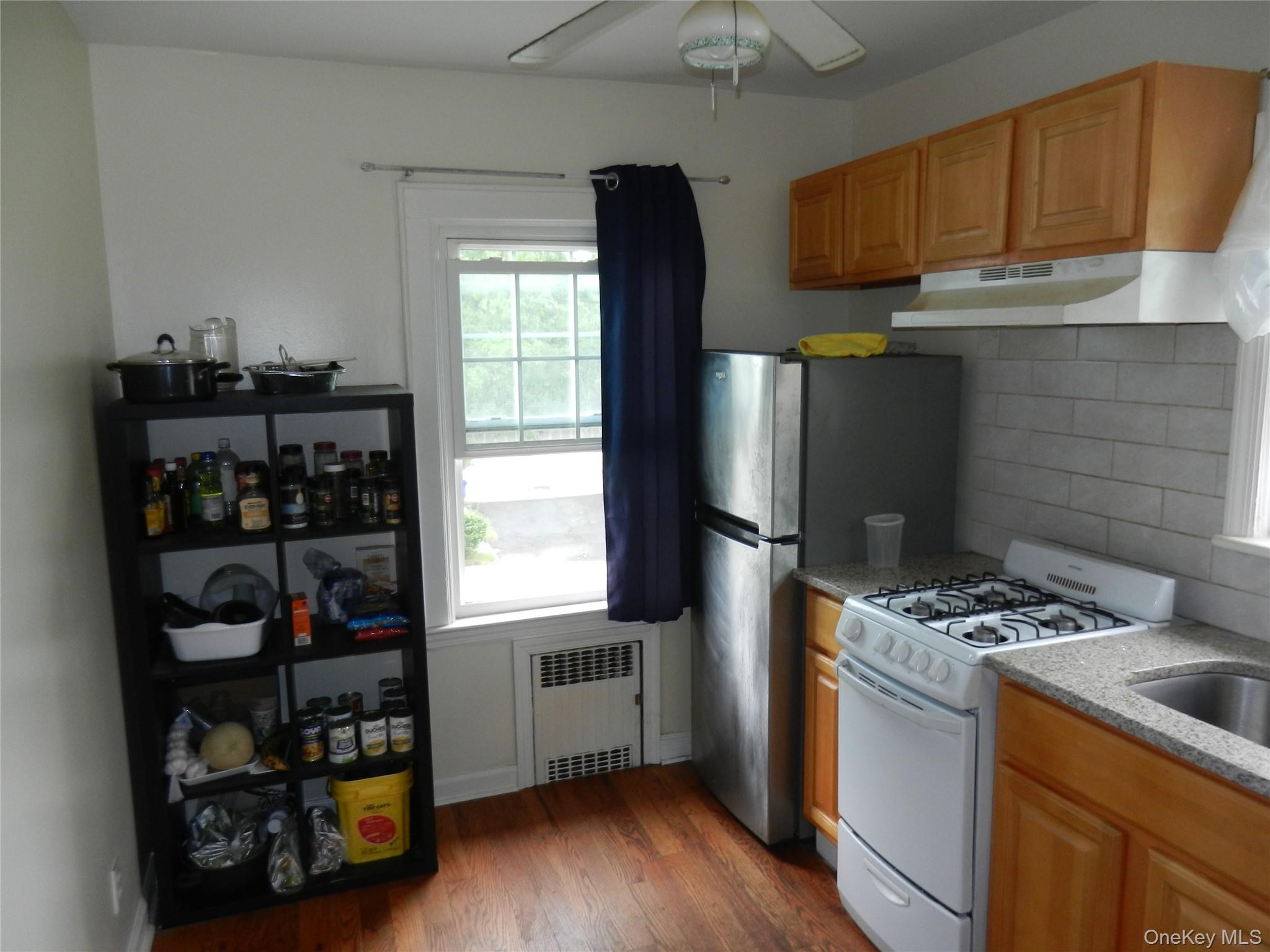 64 Avondale Street Property Photo 6