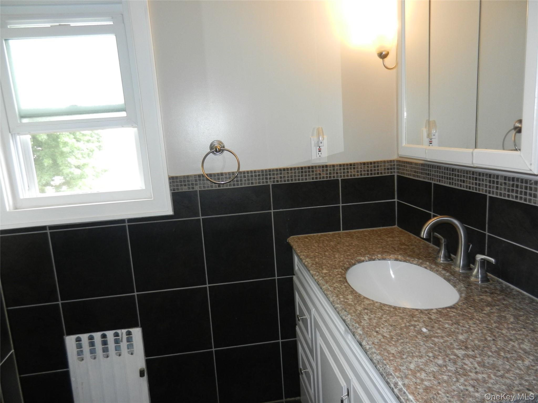 64 Avondale Street Property Photo 14