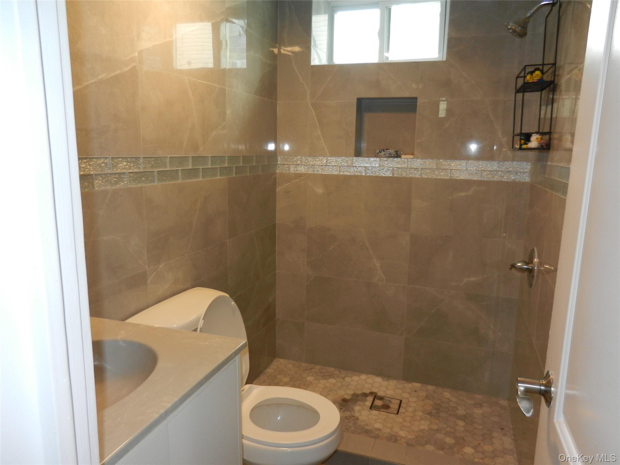 64 Avondale Street Property Photo 16