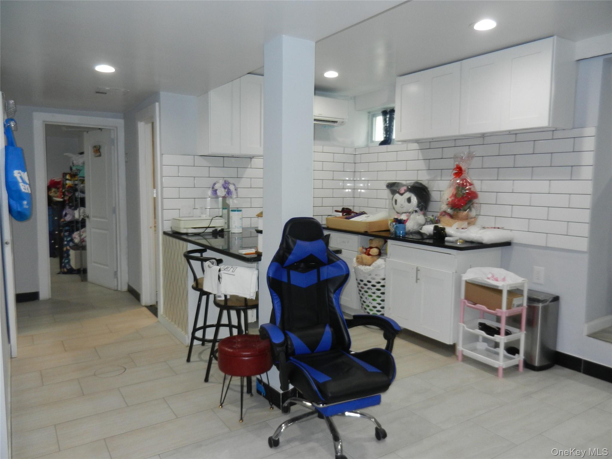 64 Avondale Street Property Photo 17