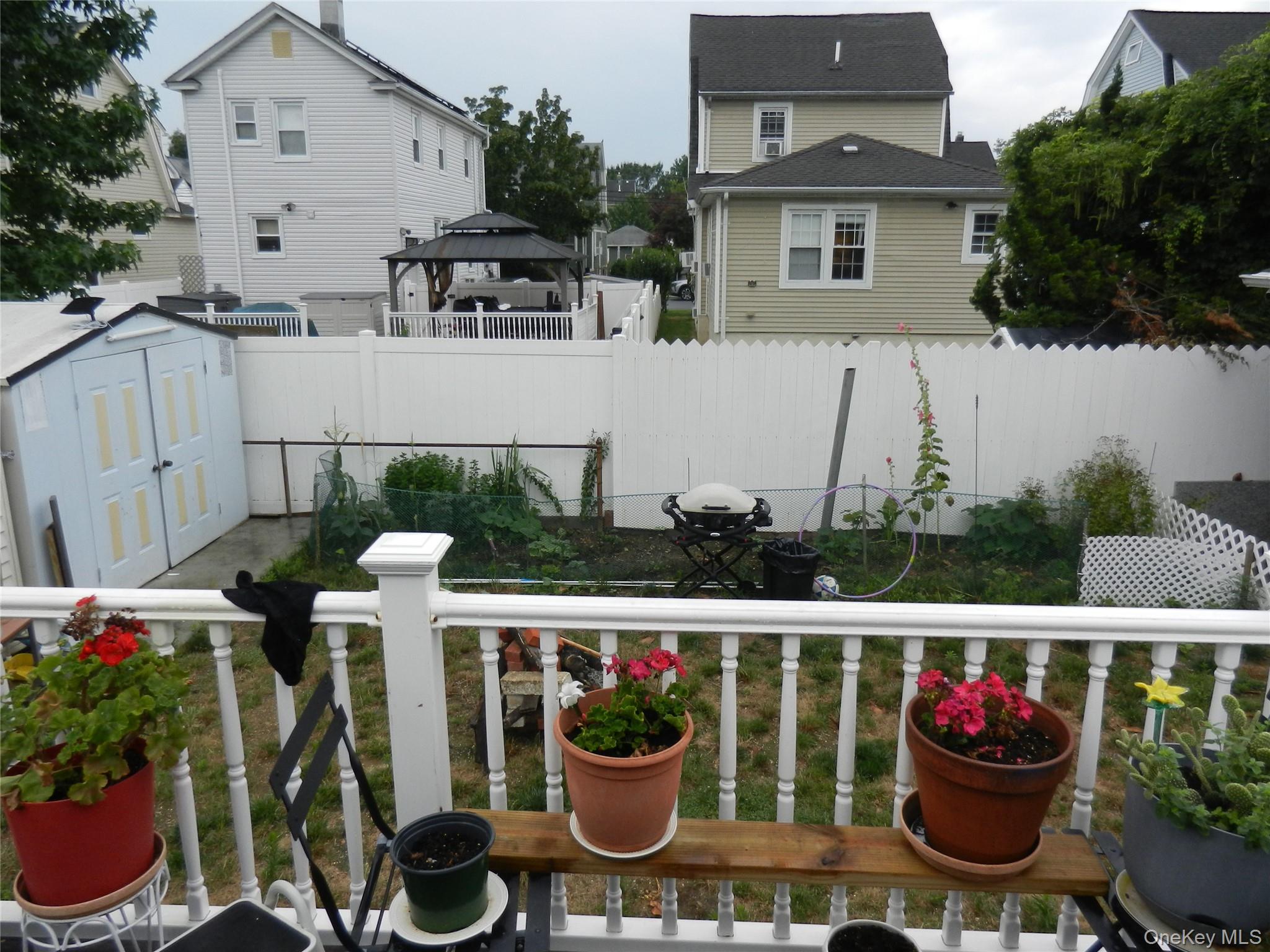 64 Avondale Street Property Photo 25