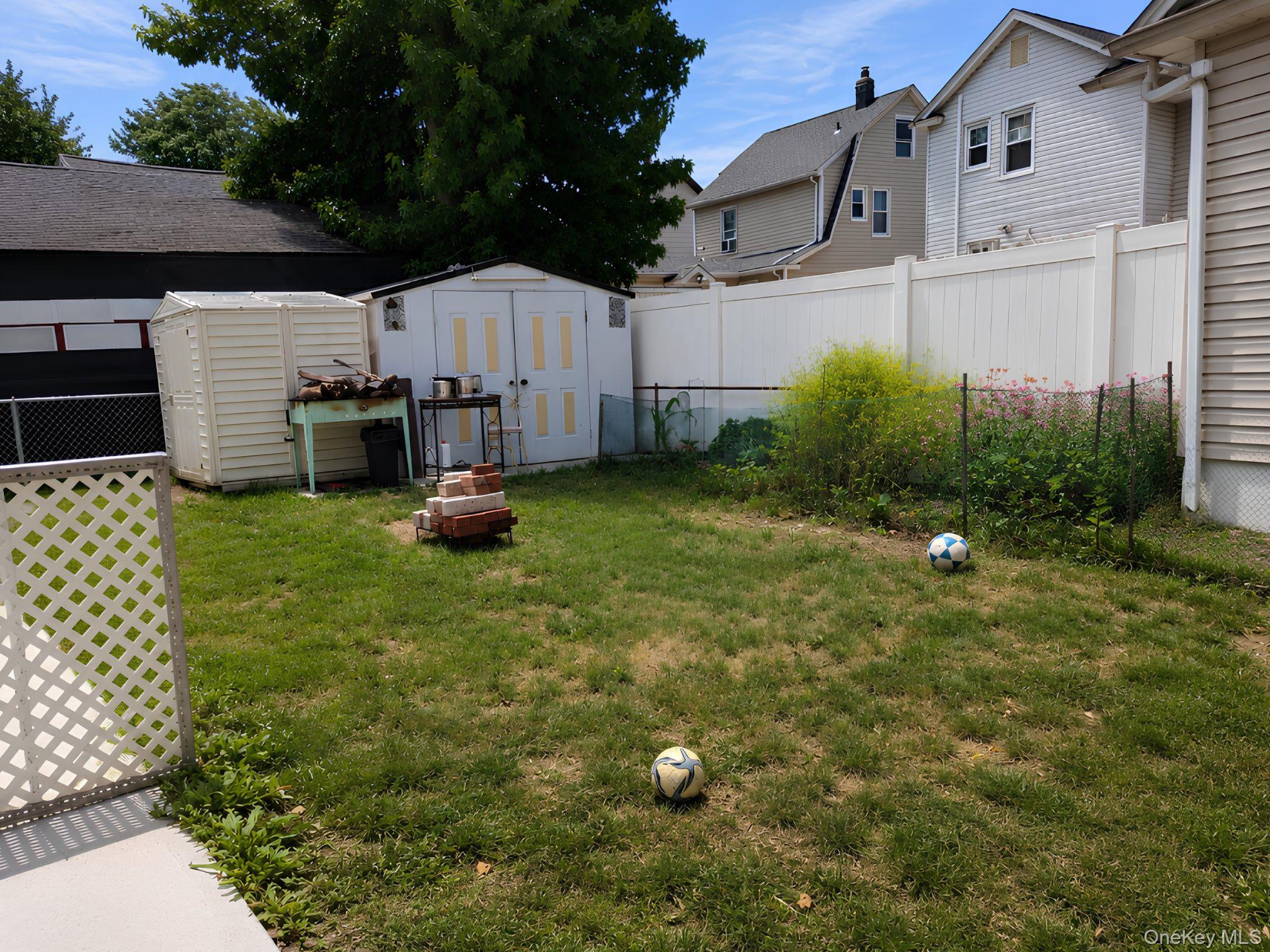 64 Avondale Street Property Photo 26