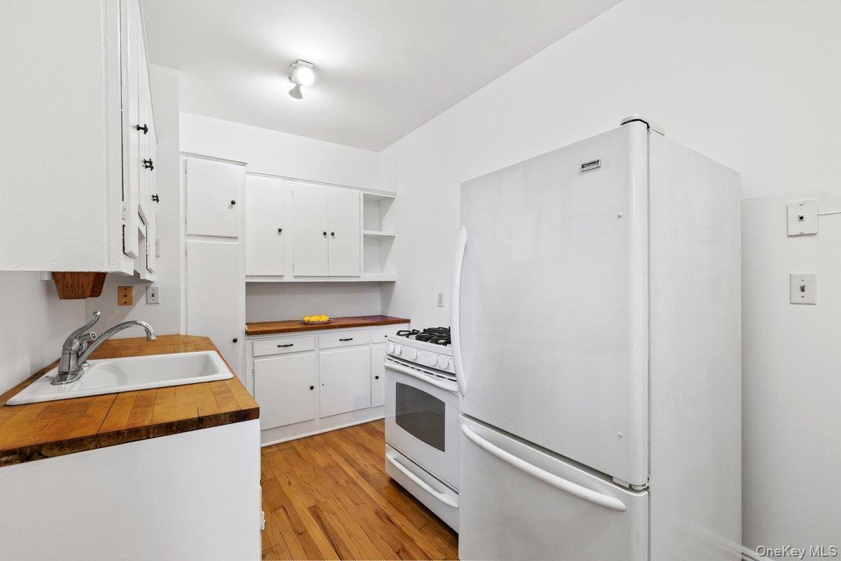 19 S Broadway 4f Property Photo 6