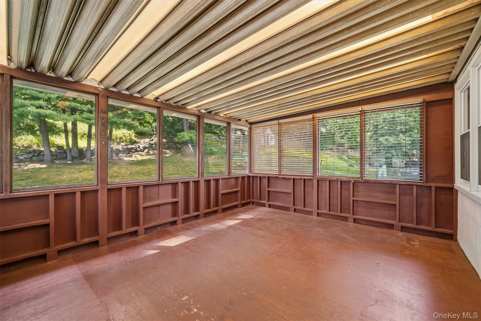 6 May Court Property Photo 5
