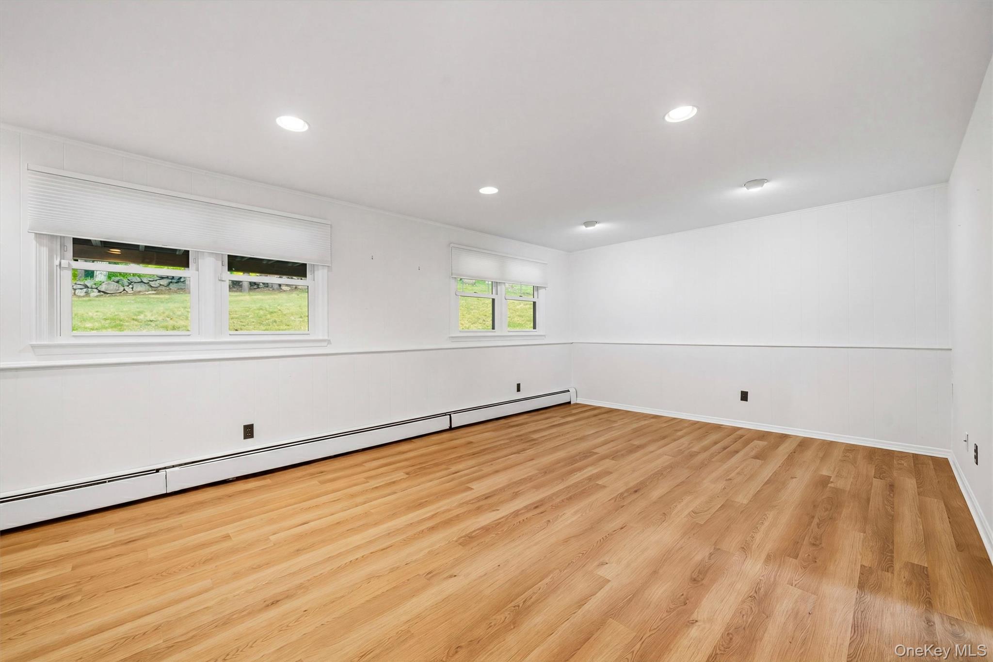 6 May Court Property Photo 28