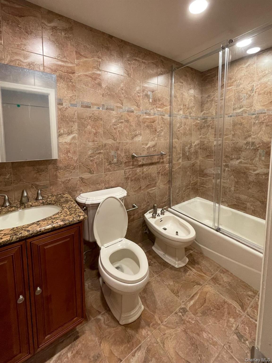 267 Seidman Place Property Photo 16