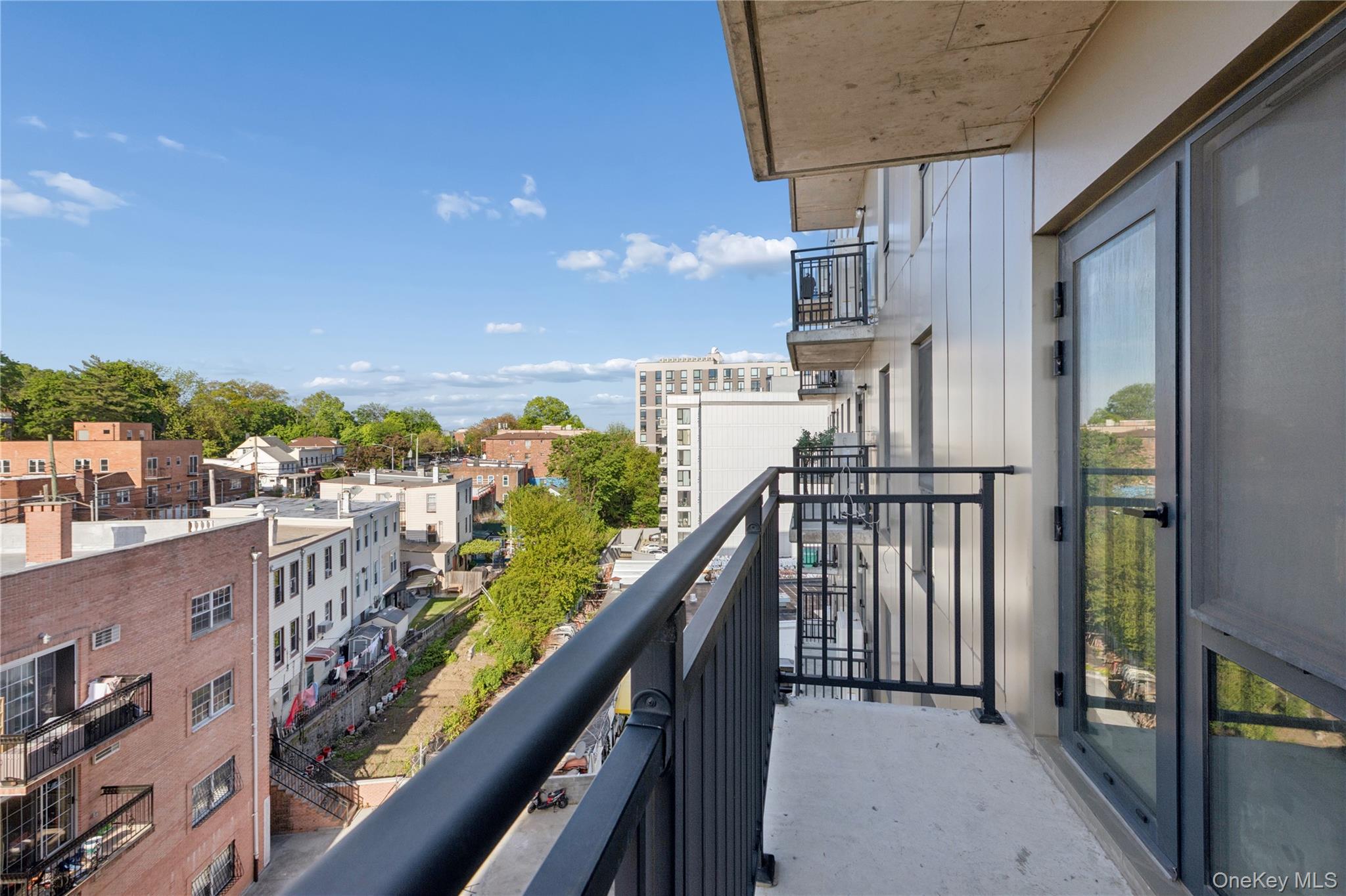 70-25 Queens Boulevard 7h Property Photo 5