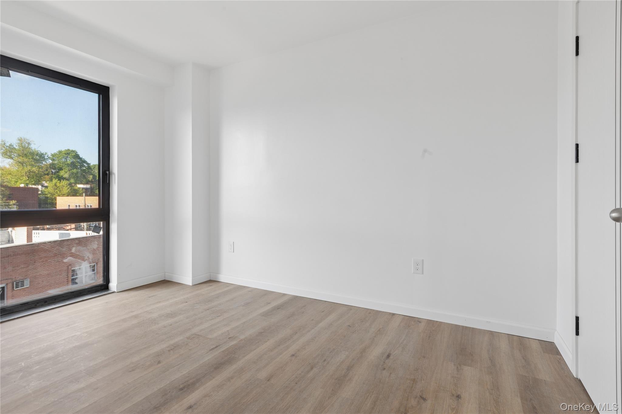 70-25 Queens Boulevard 7h Property Photo 11