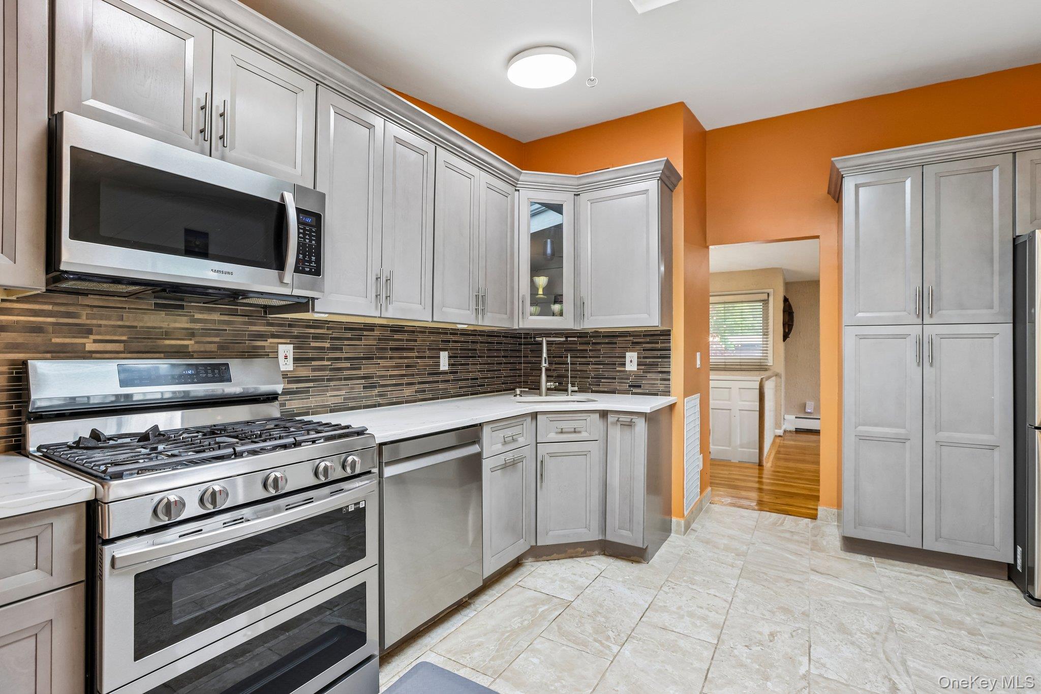 18 Pippen Place Property Photo 16