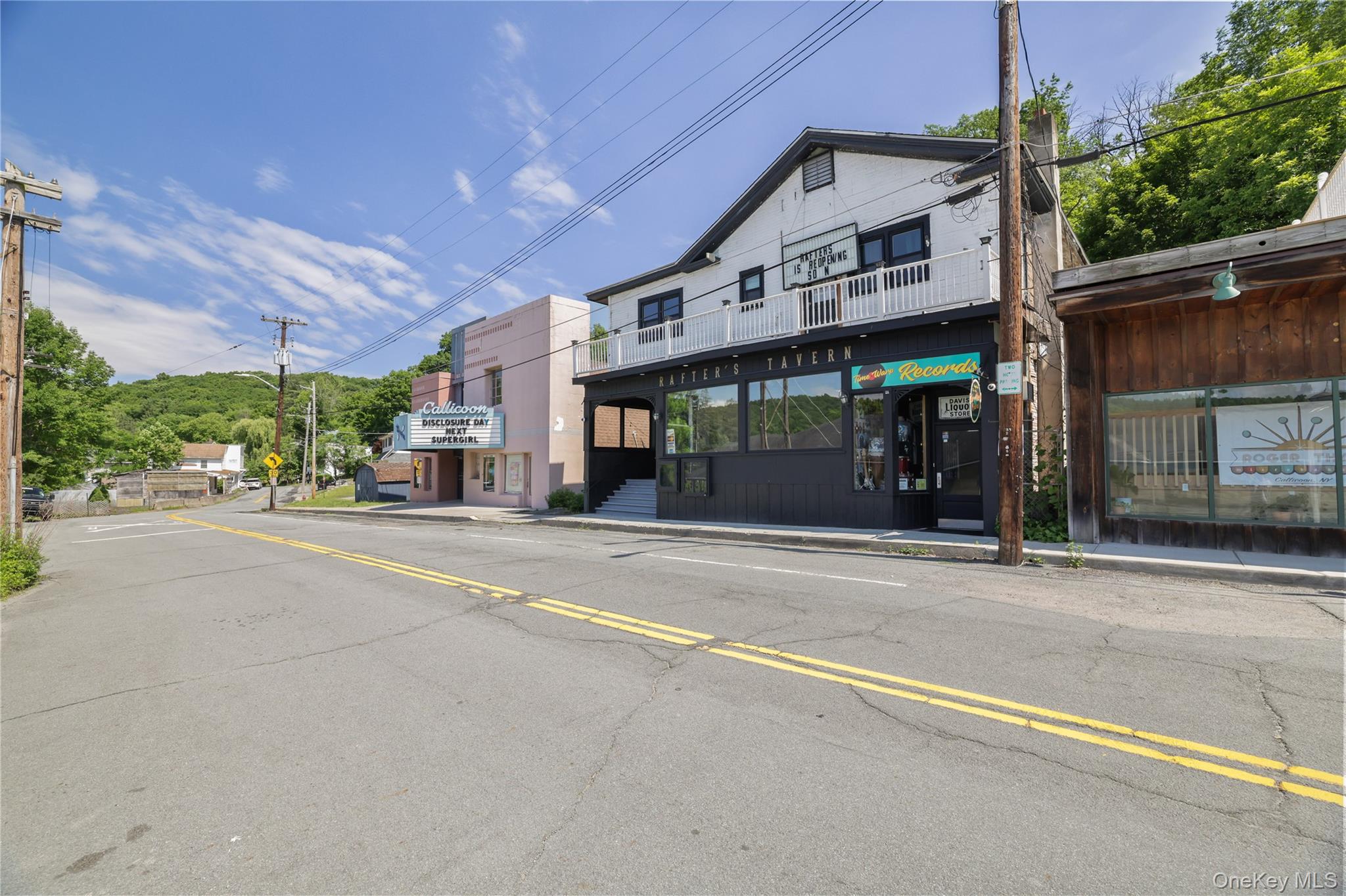 28 Upper Main Street Property Photo 3