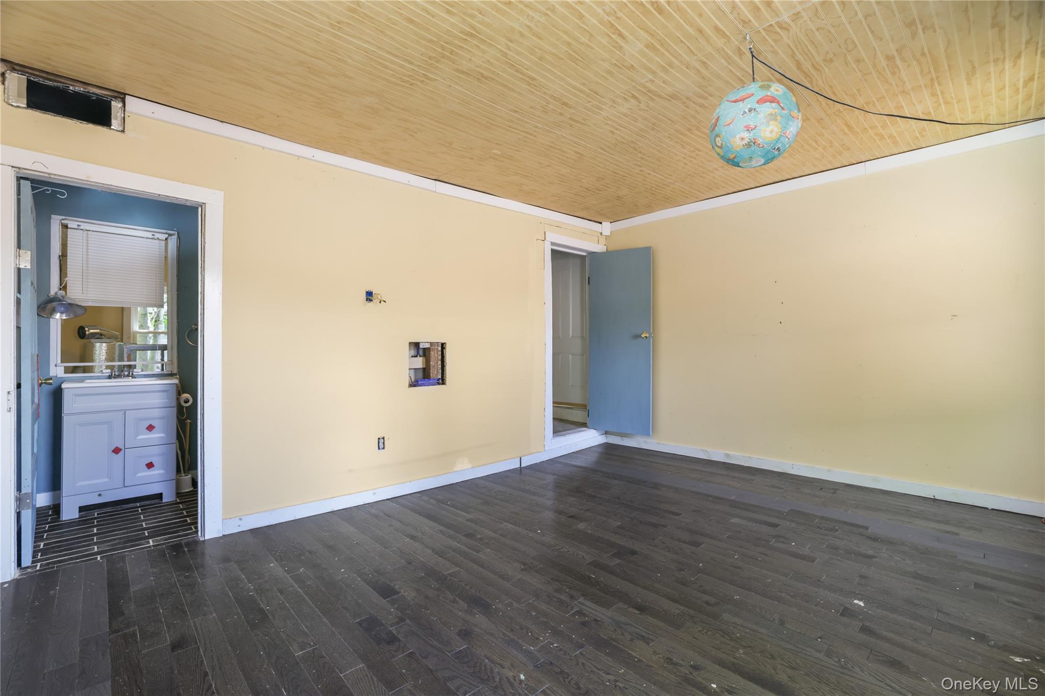 28 Upper Main Street Property Photo 45