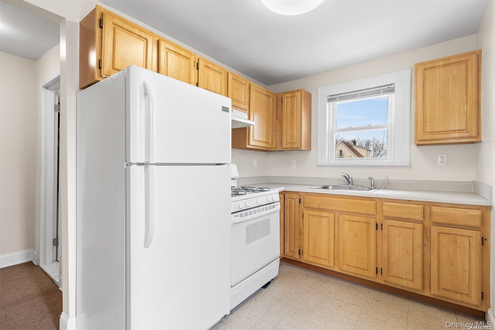 145-51 Arlington Terrace Property Photo 6