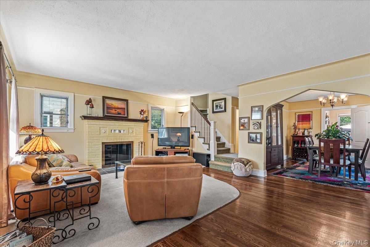 25 Archer Road Property Photo 3
