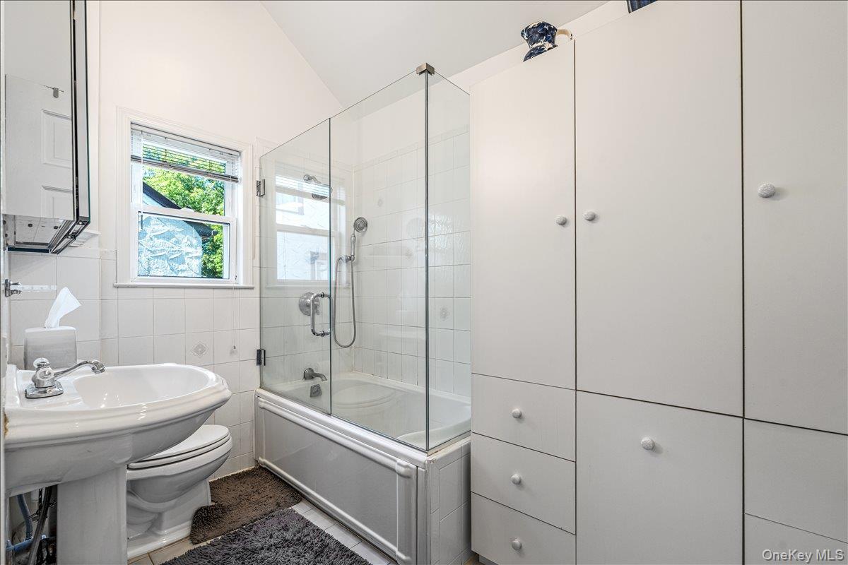 25 Archer Road Property Photo 18