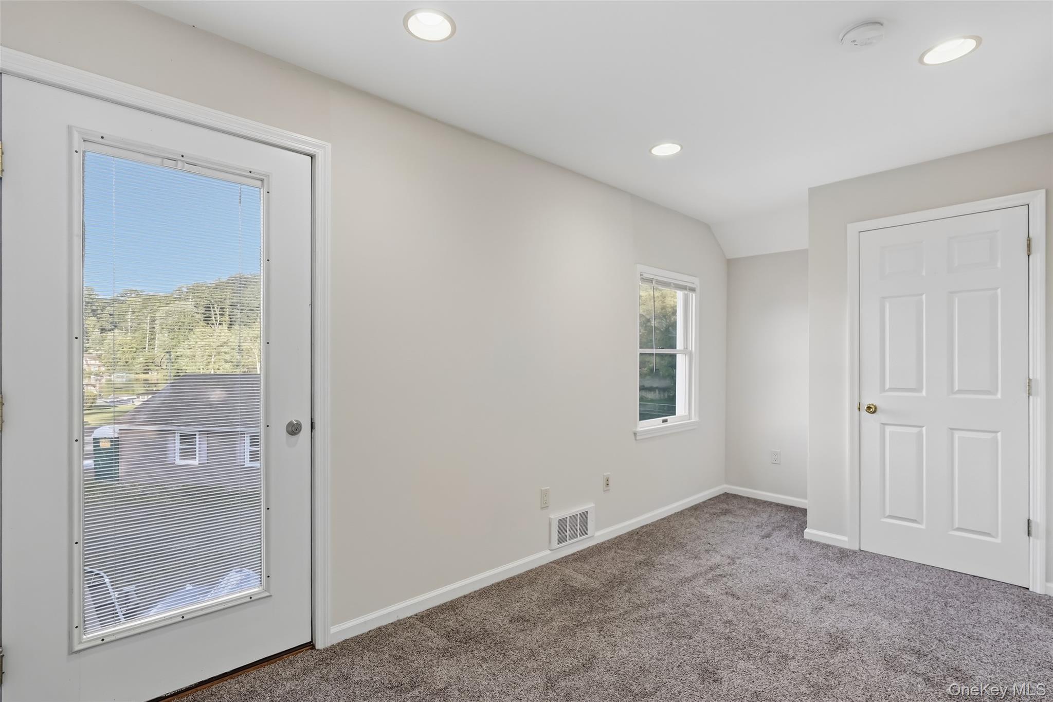 100 Dunderberg Road Property Photo 23
