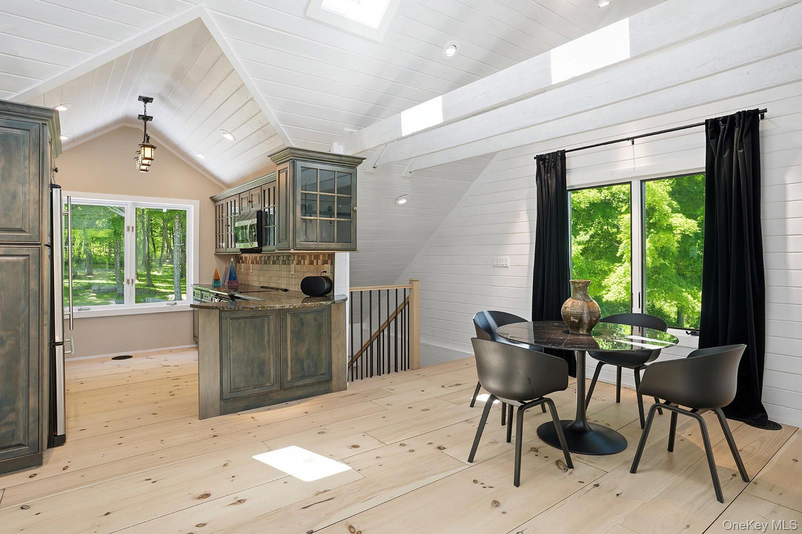 180 Dean Road Property Photo 37