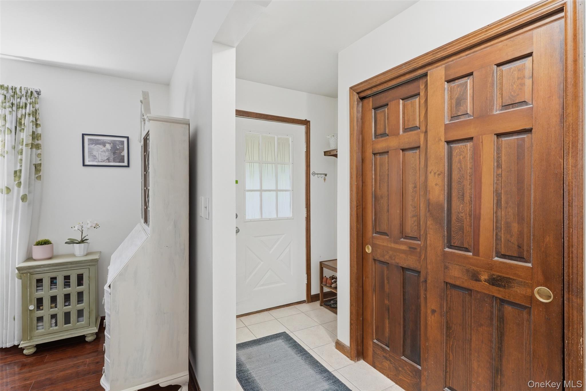 9 Roxanne Boulevard Property Photo 3