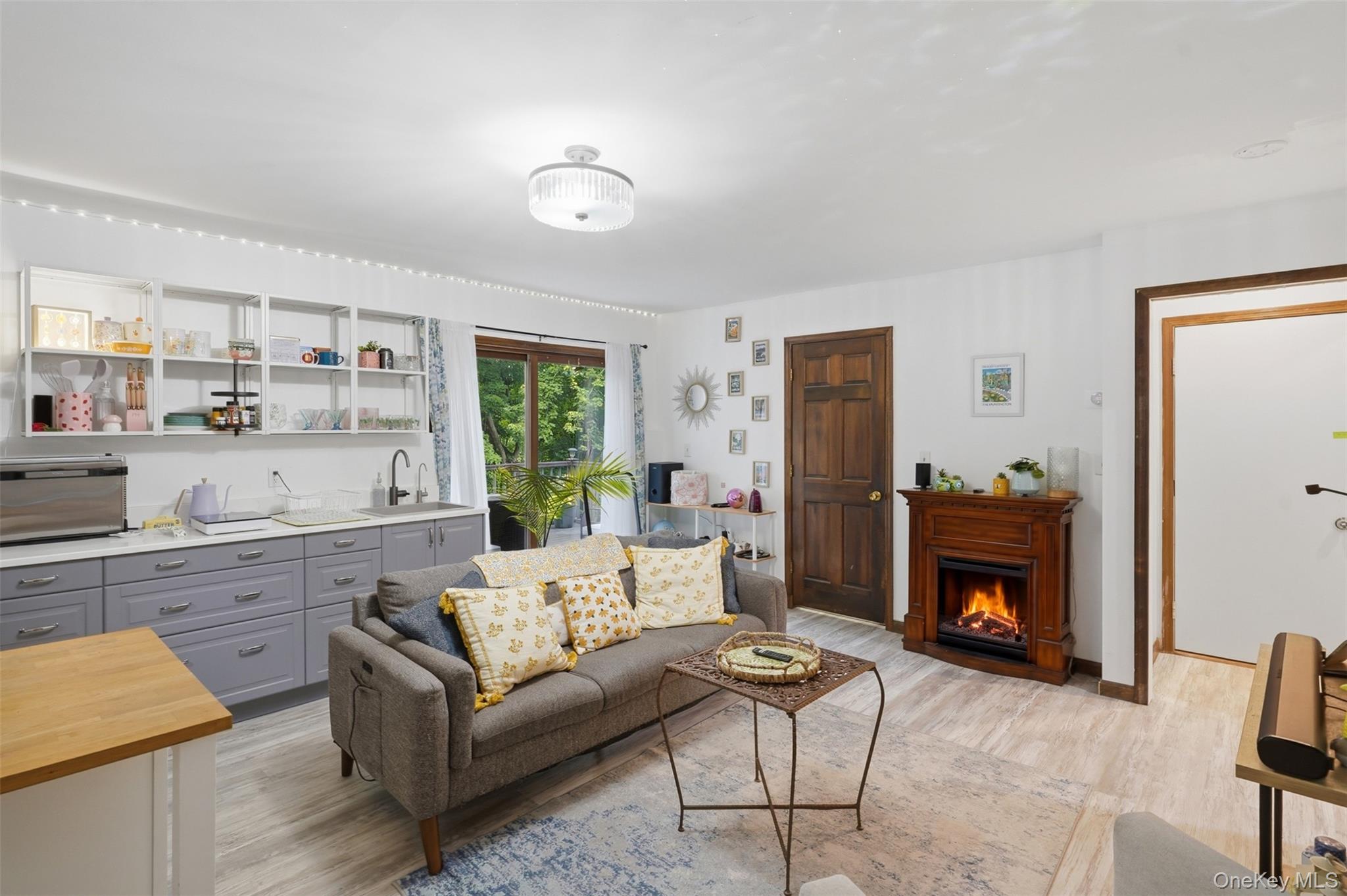 9 Roxanne Boulevard Property Photo 26