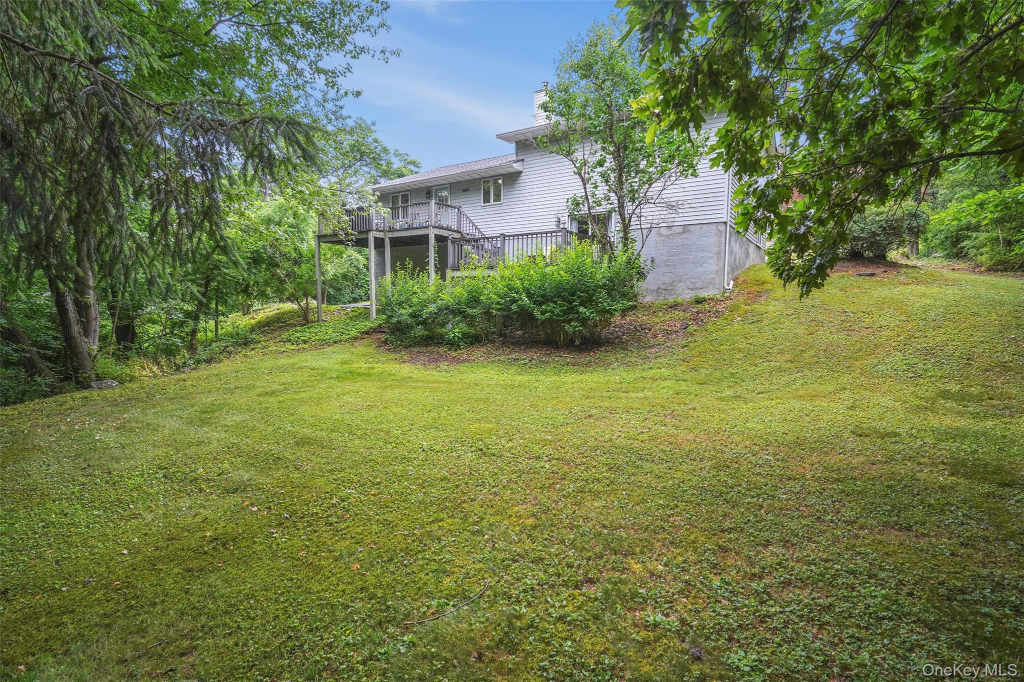 9 Roxanne Boulevard Property Photo 40