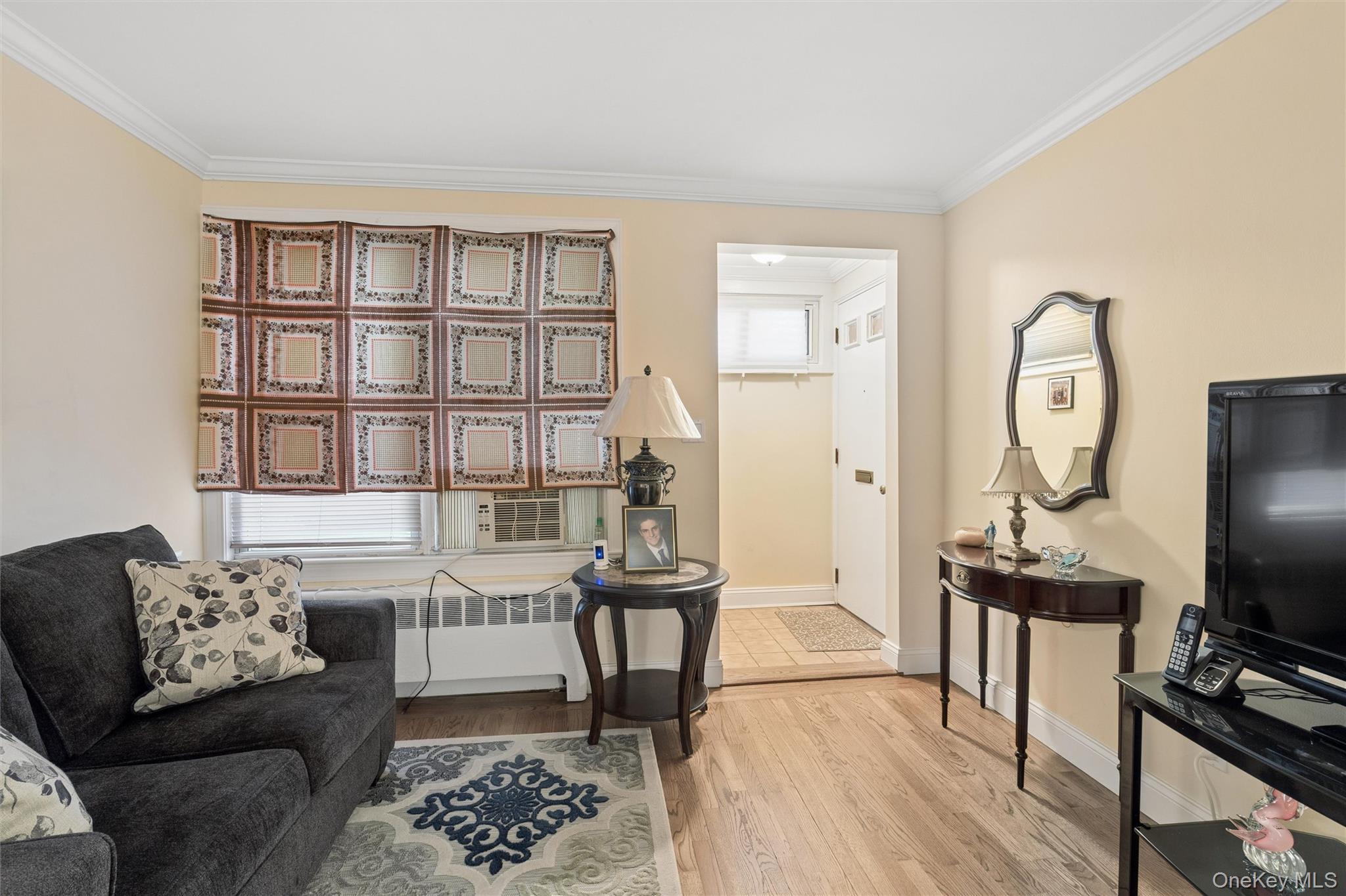 43 Edwards Street 1-b Property Photo 6