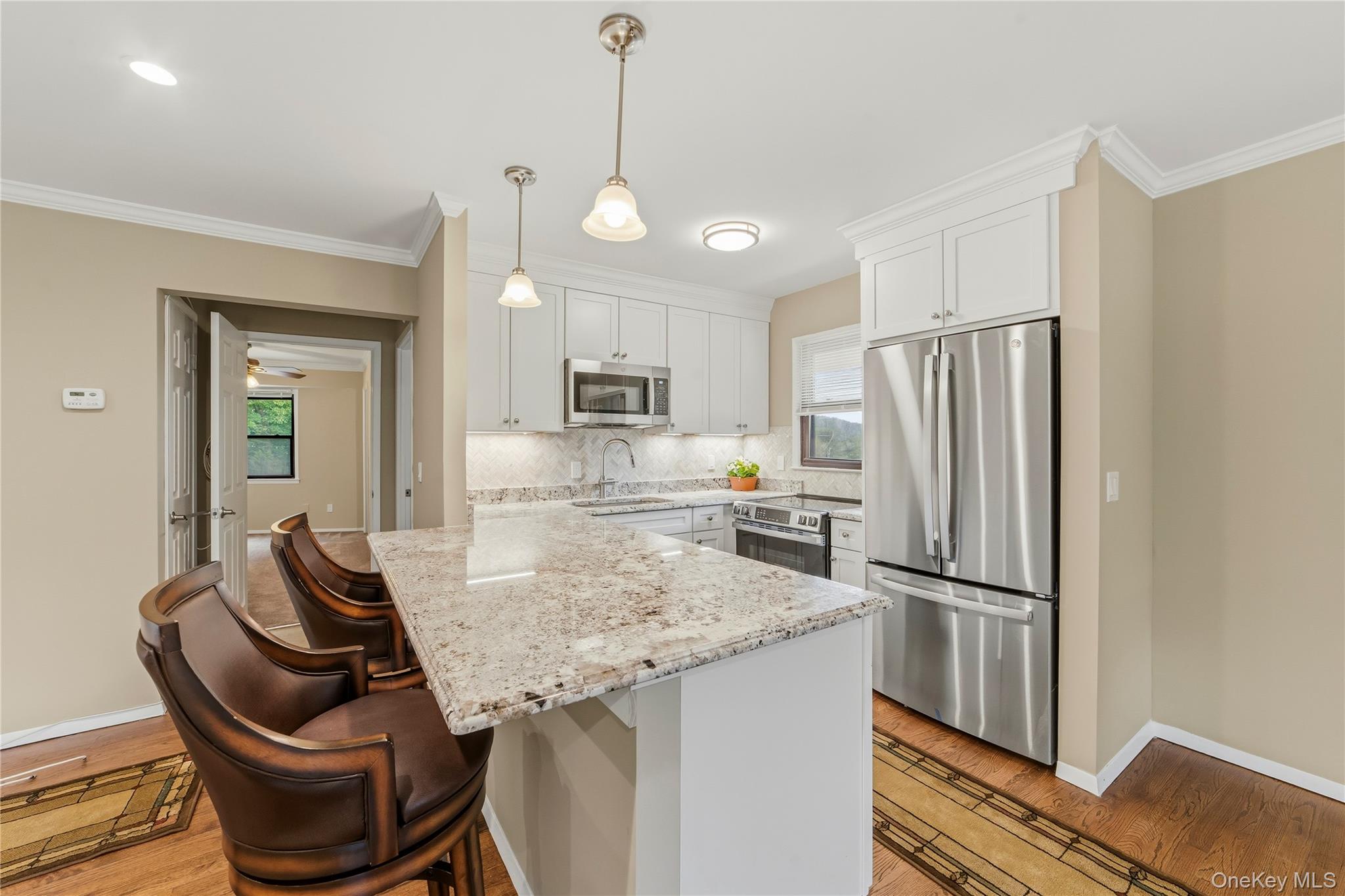 27 Walden Court J Property Photo 11