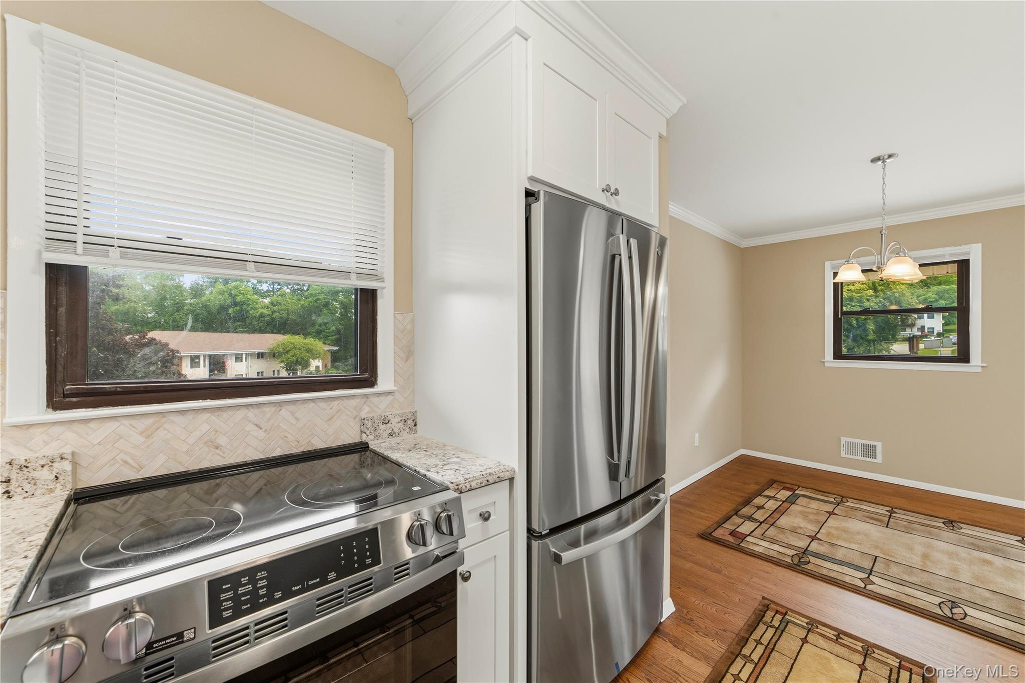 27 Walden Court J Property Photo 14