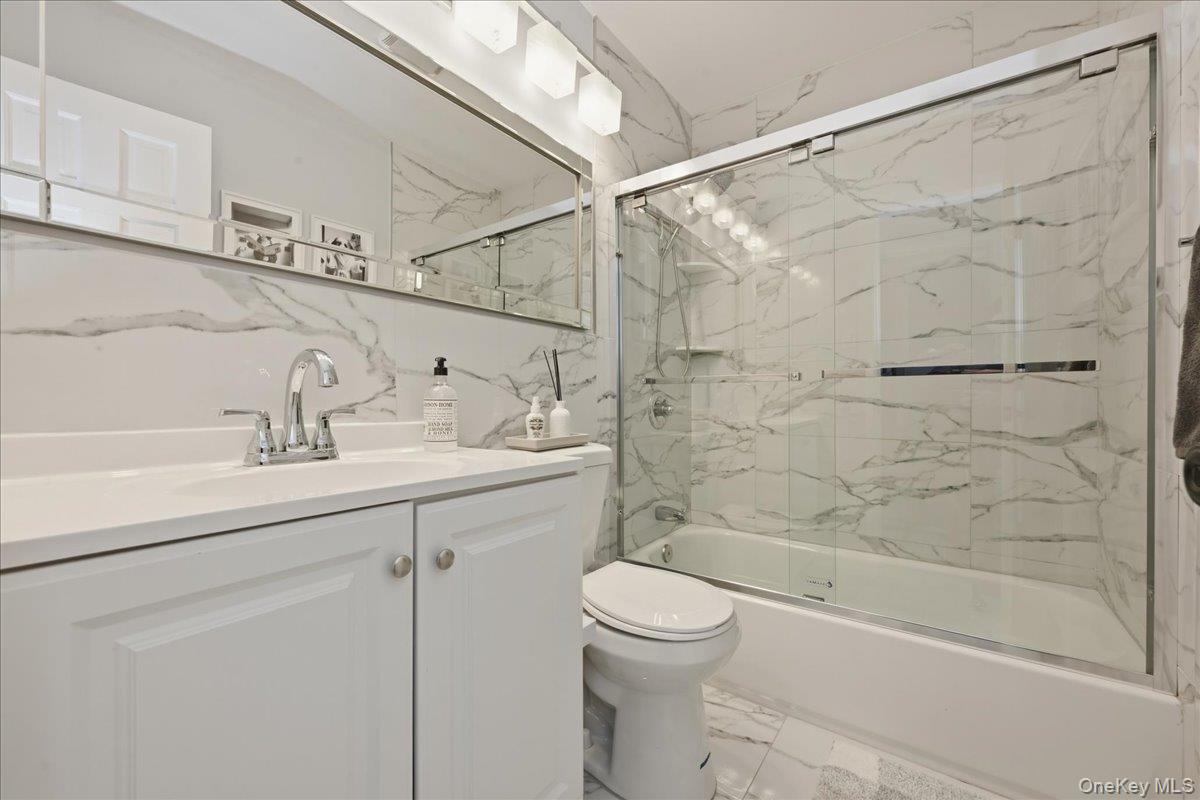 672 Anderson Avenue Property Photo 15
