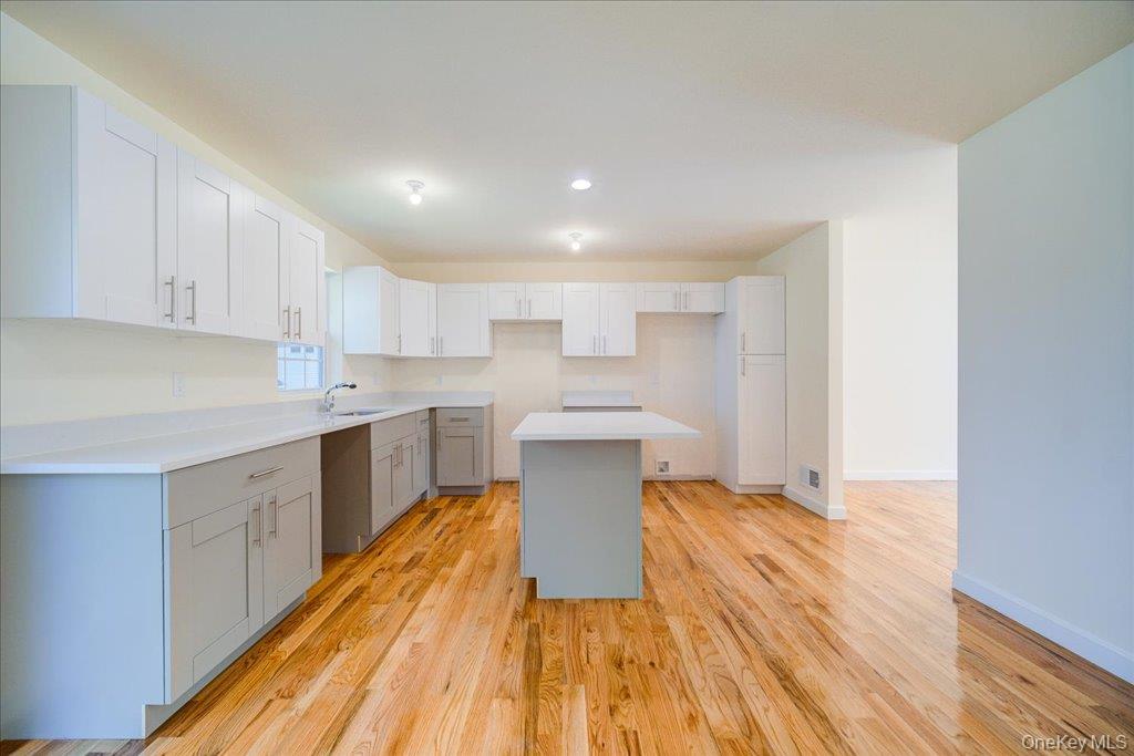 677 Marsh Road Property Photo 7