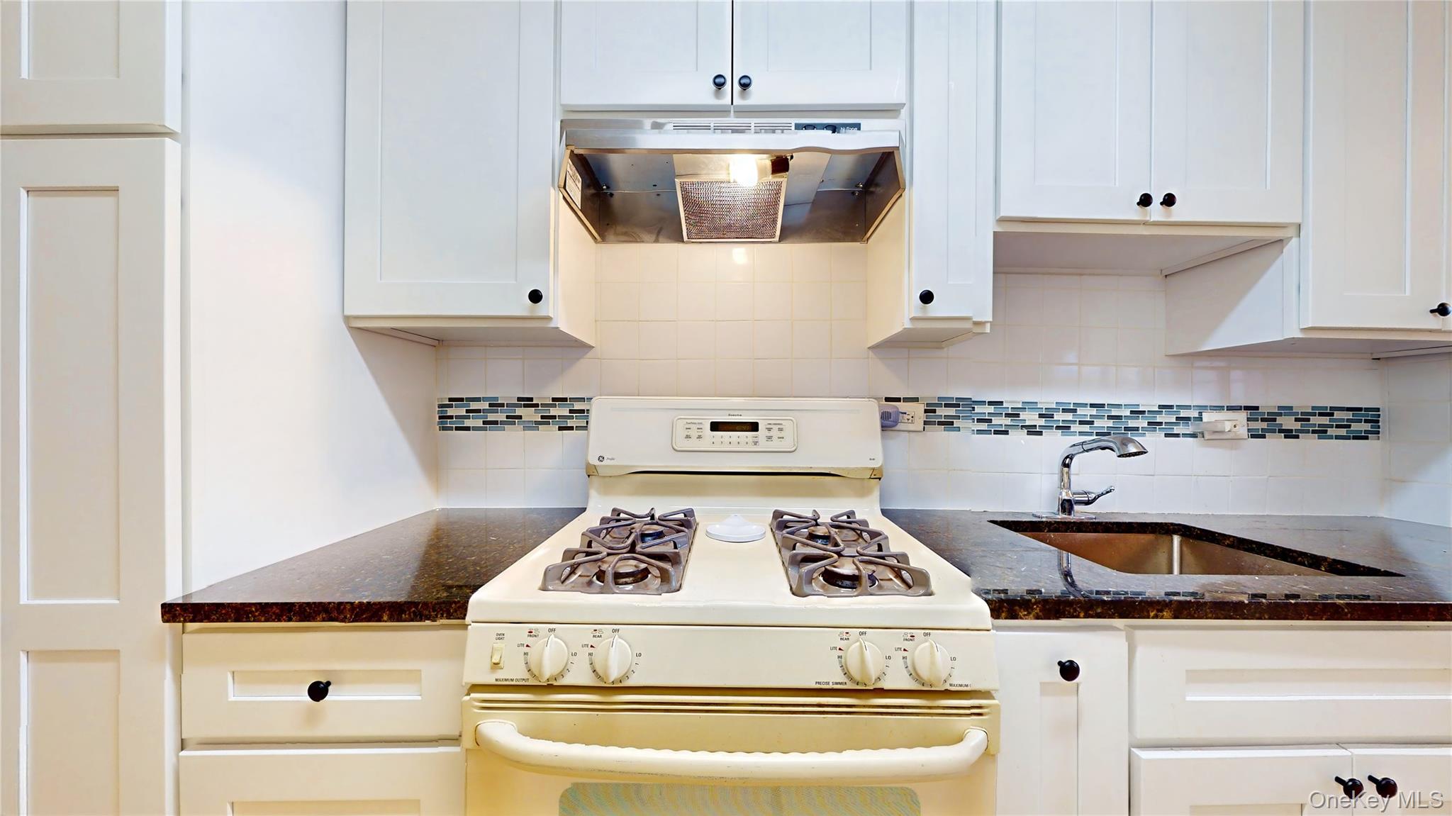 8420 153rd 4c Property Photo 19