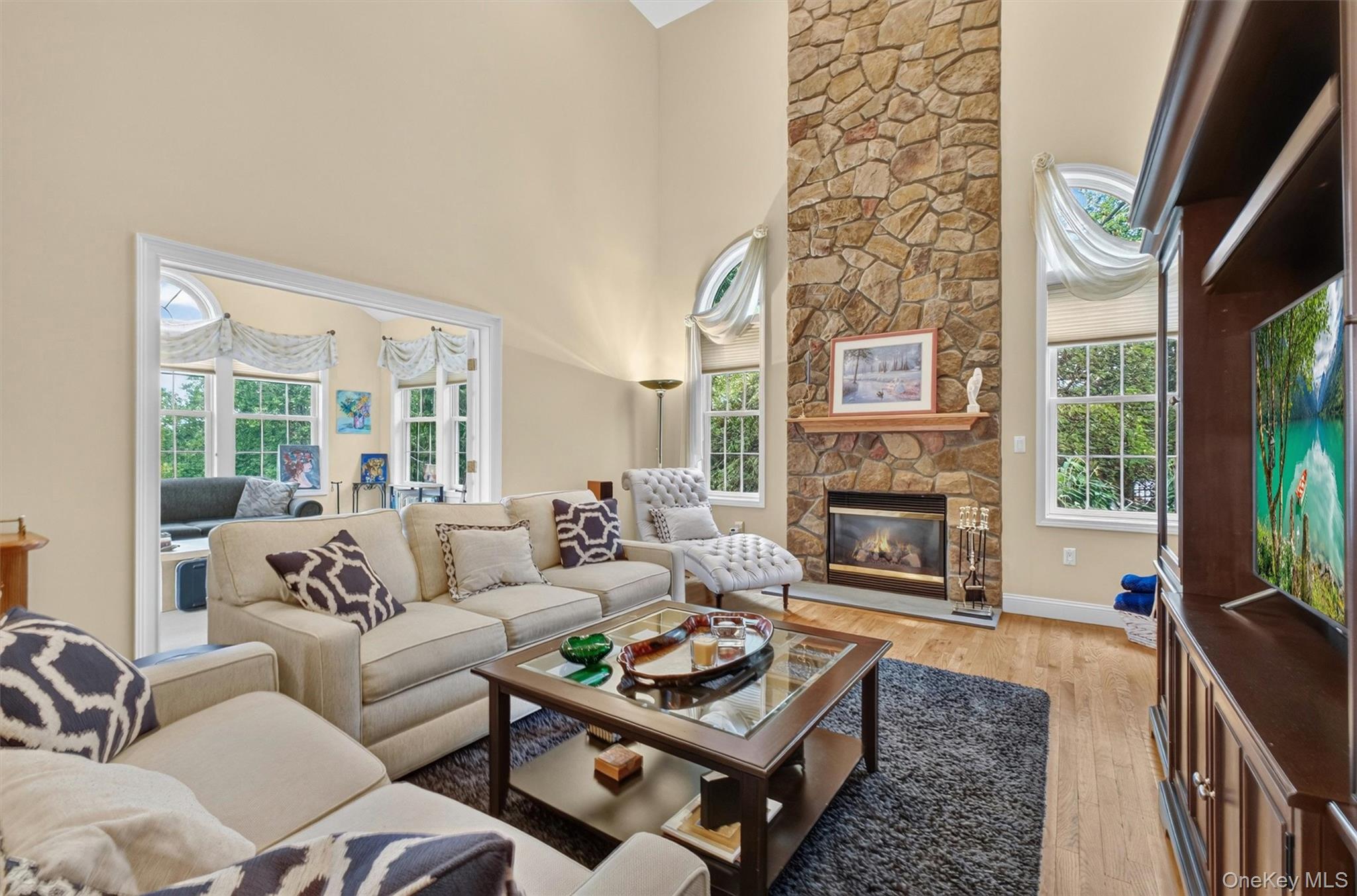 5 Spy Glass Hill Property Photo 11