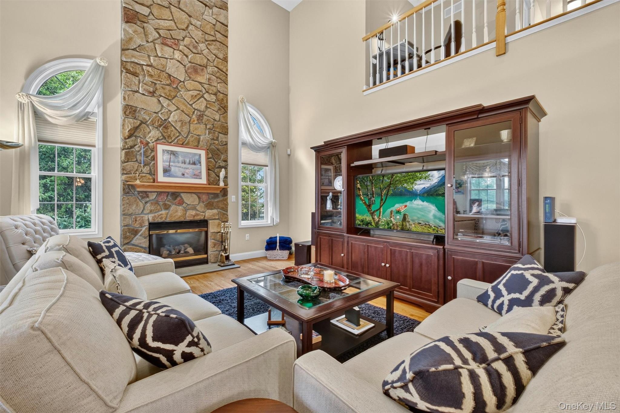 5 Spy Glass Hill Property Photo 12