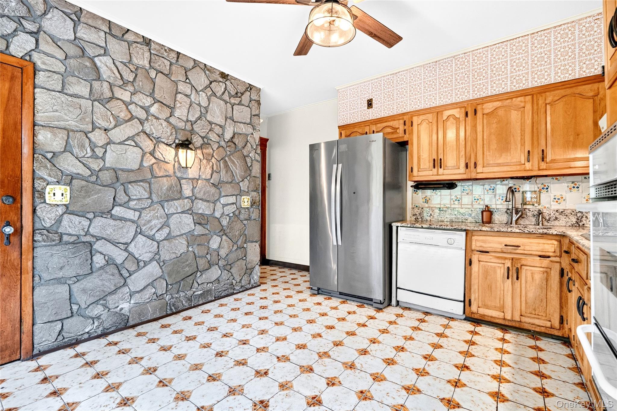 730 Western Highway Property Photo 19