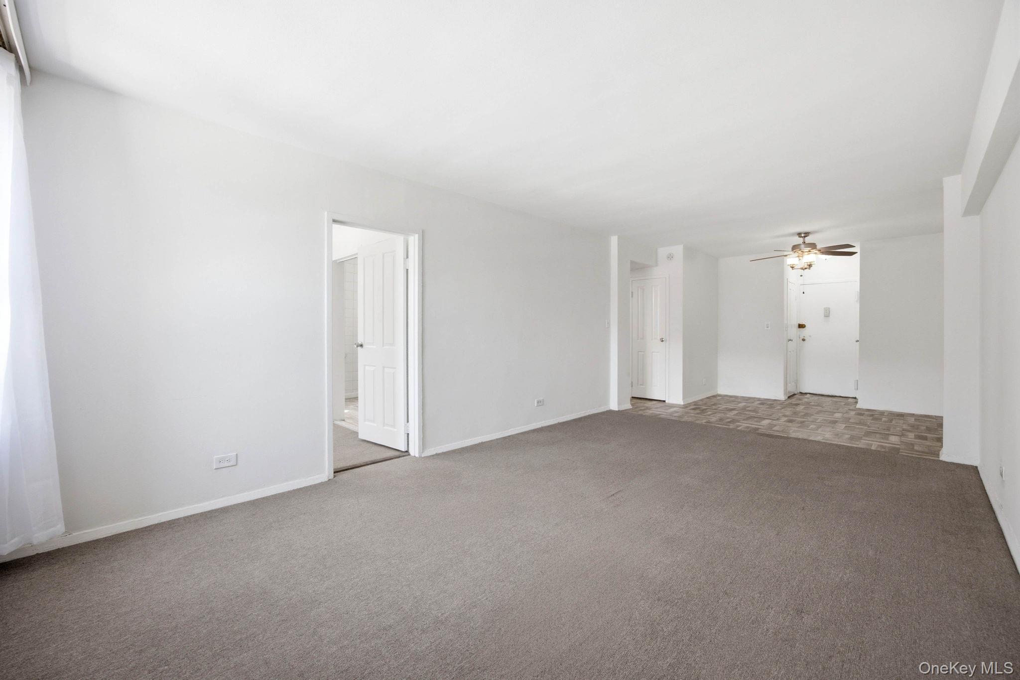 800 Grand Concourse 1ks Property Photo 3