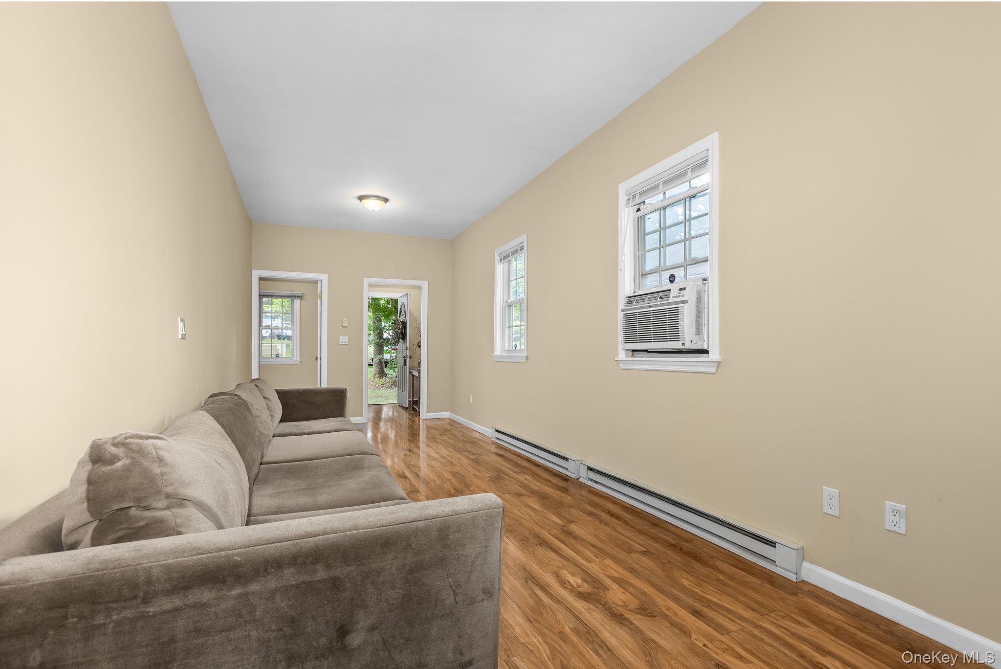 10 Batavia Road Property Photo 7