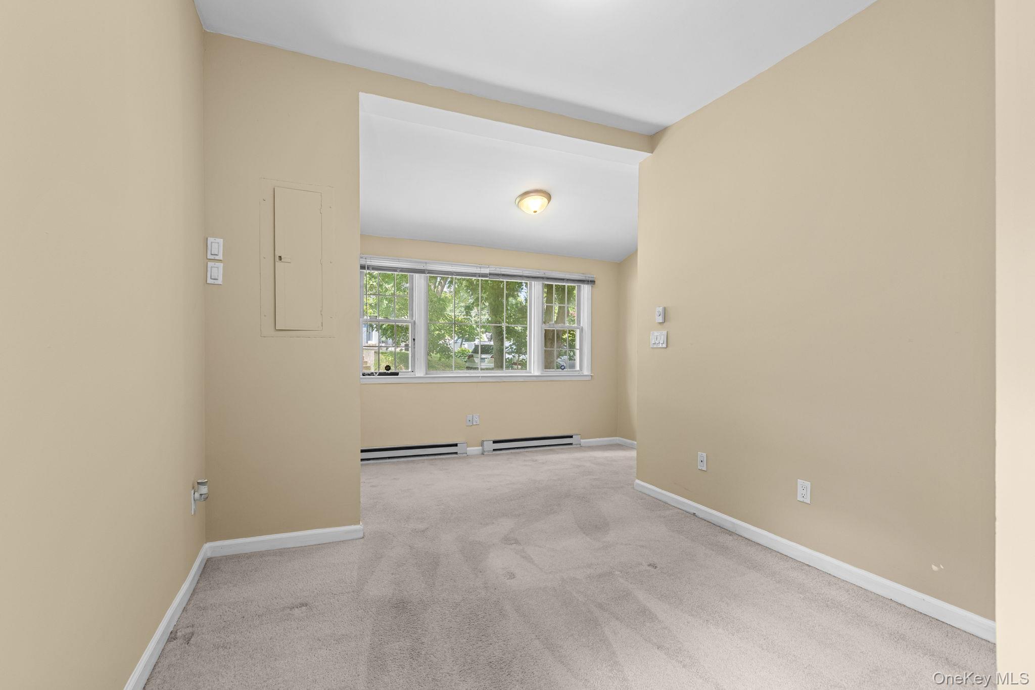 10 Batavia Road Property Photo 11