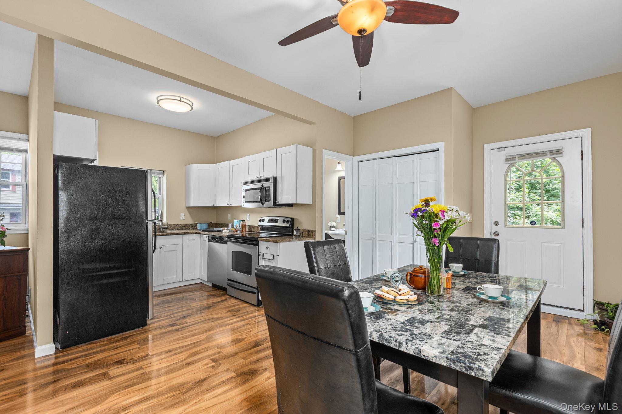 10 Batavia Road Property Photo 18