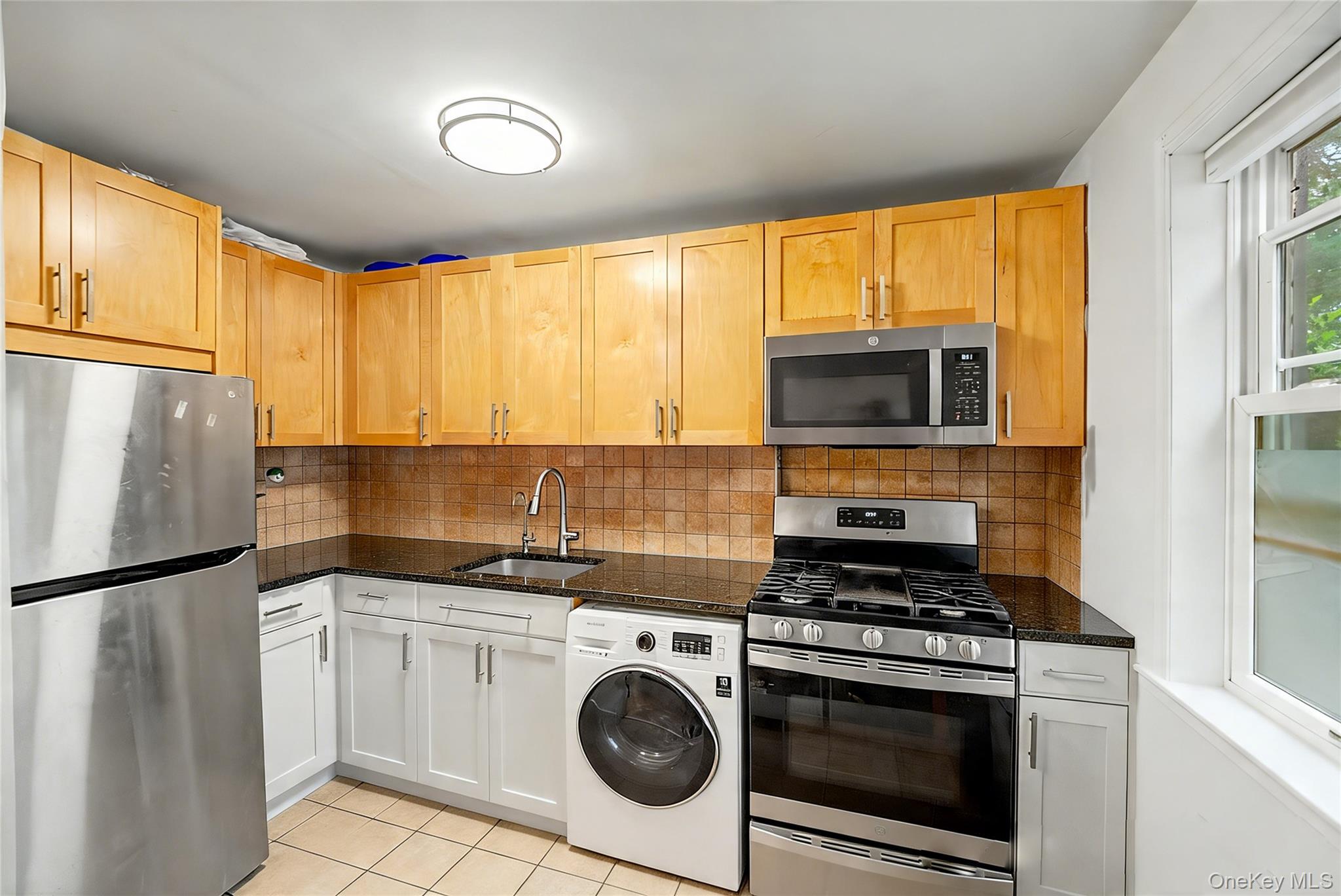 65-23 223rd Place #a Property Photo 5