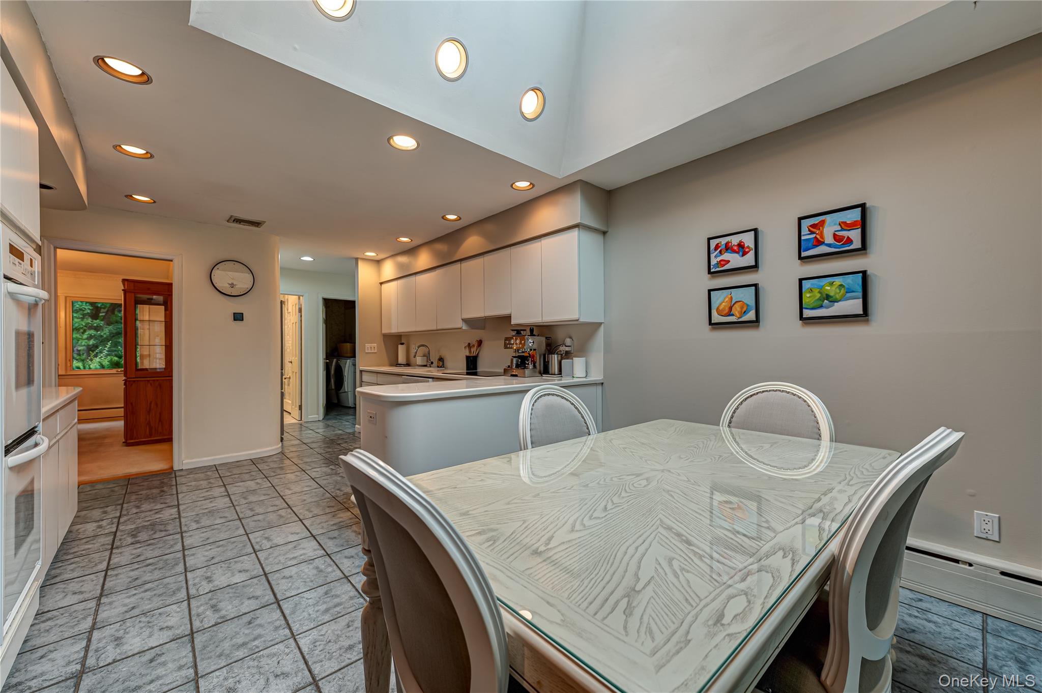 8 Woodvale Drive Property Photo 3