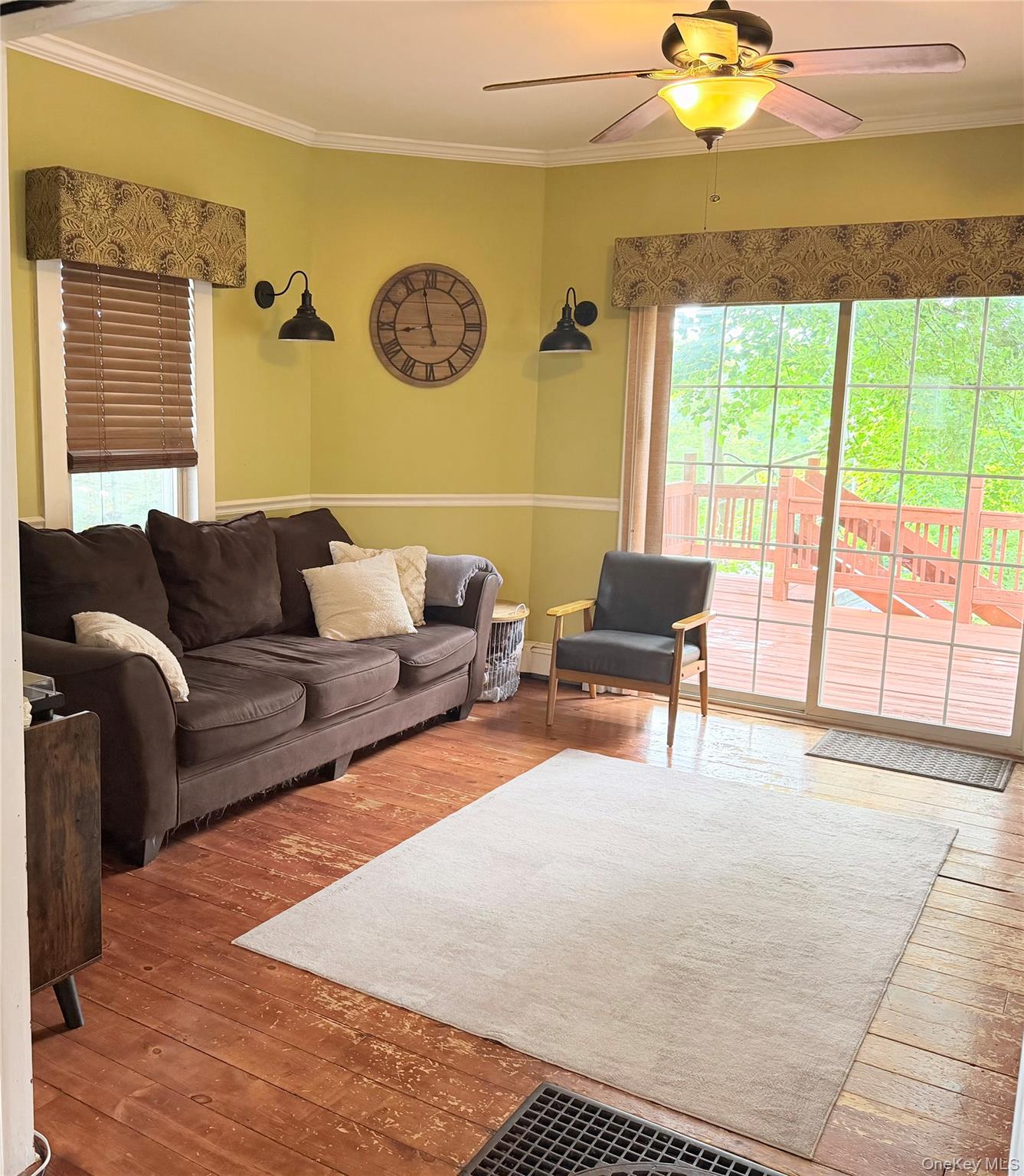 18 Pleasant Avenue Property Photo 9