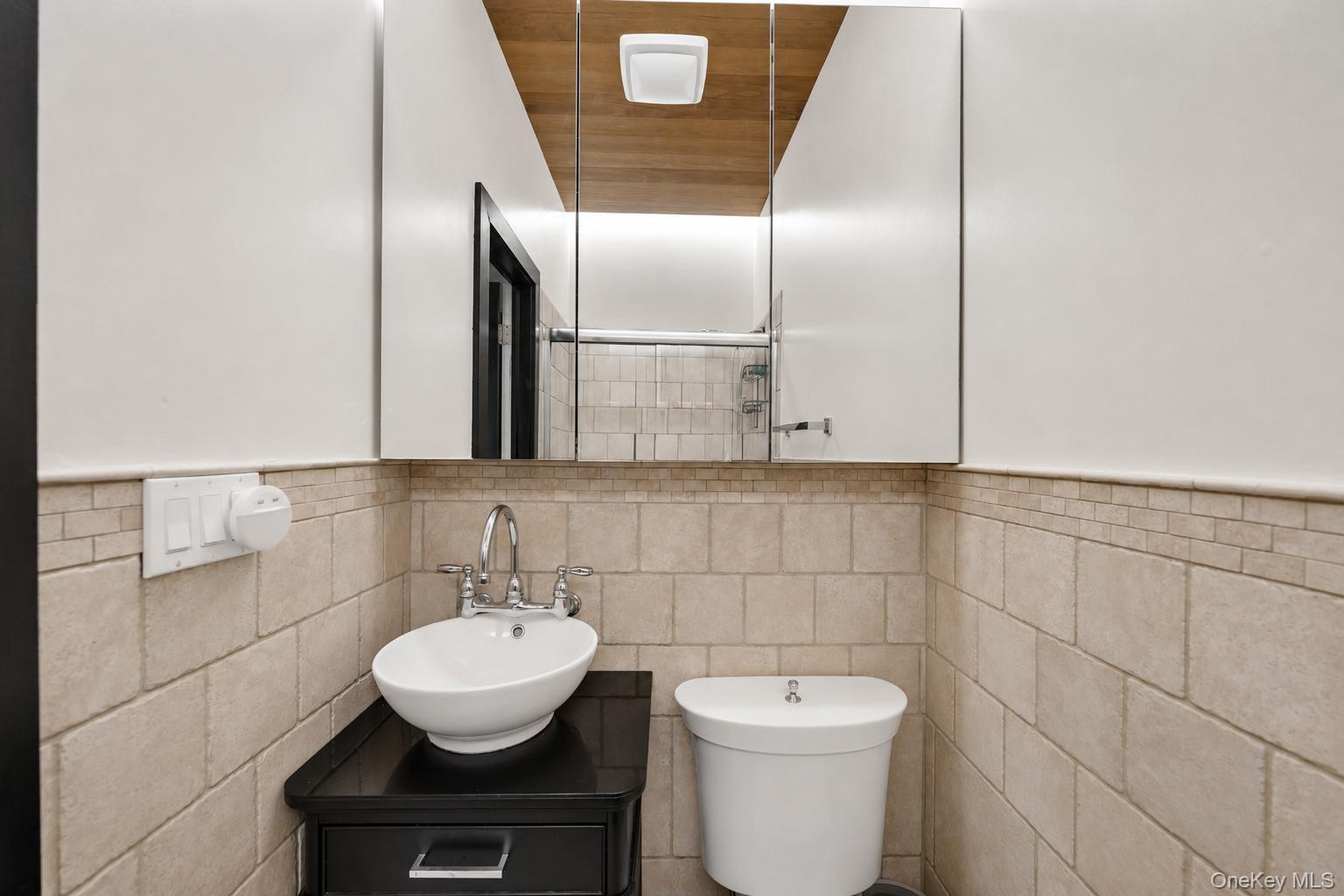 19 Joan Road Property Photo 23