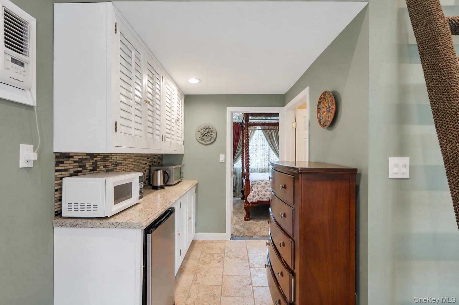 19 Joan Road Property Photo 35