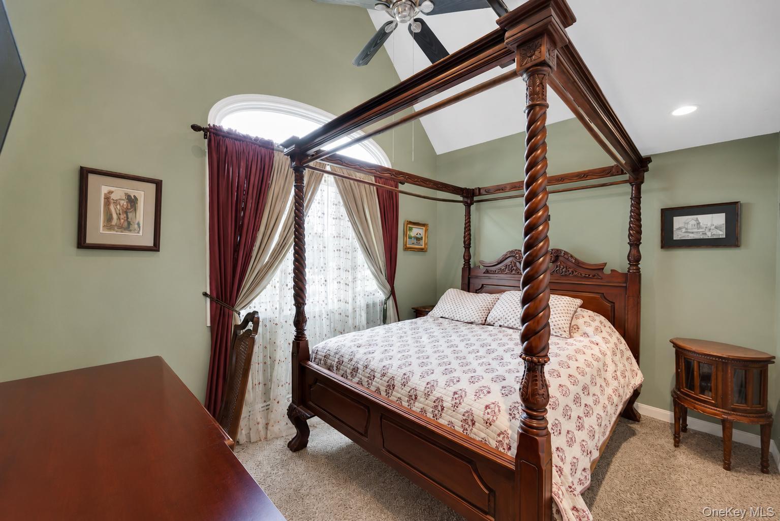 19 Joan Road Property Photo 36