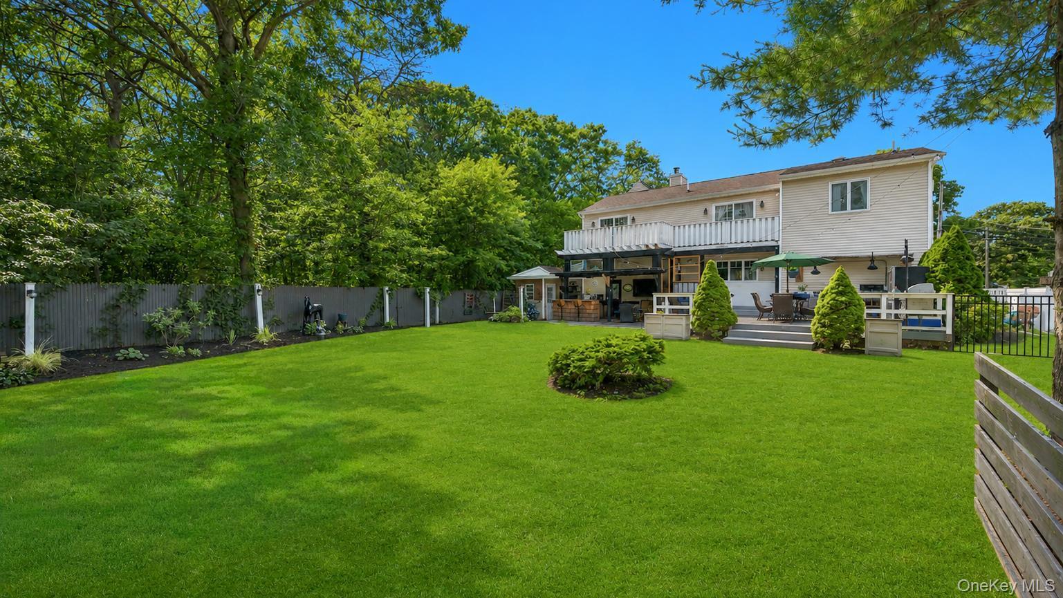 19 Joan Road Property Photo 44