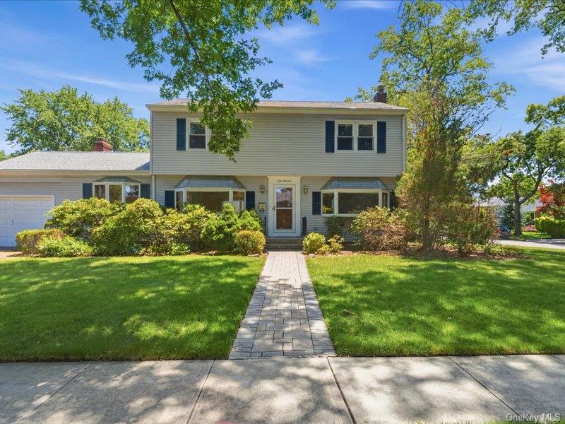 100 Bayberry Avenue Property Photo 1