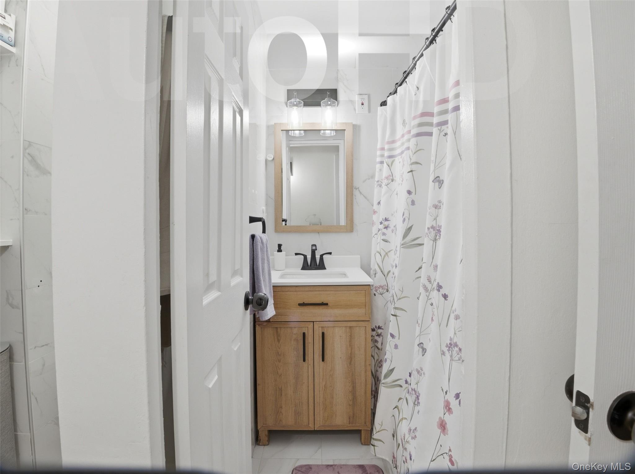 8 Fordham Hill Oval 1c Property Photo 17