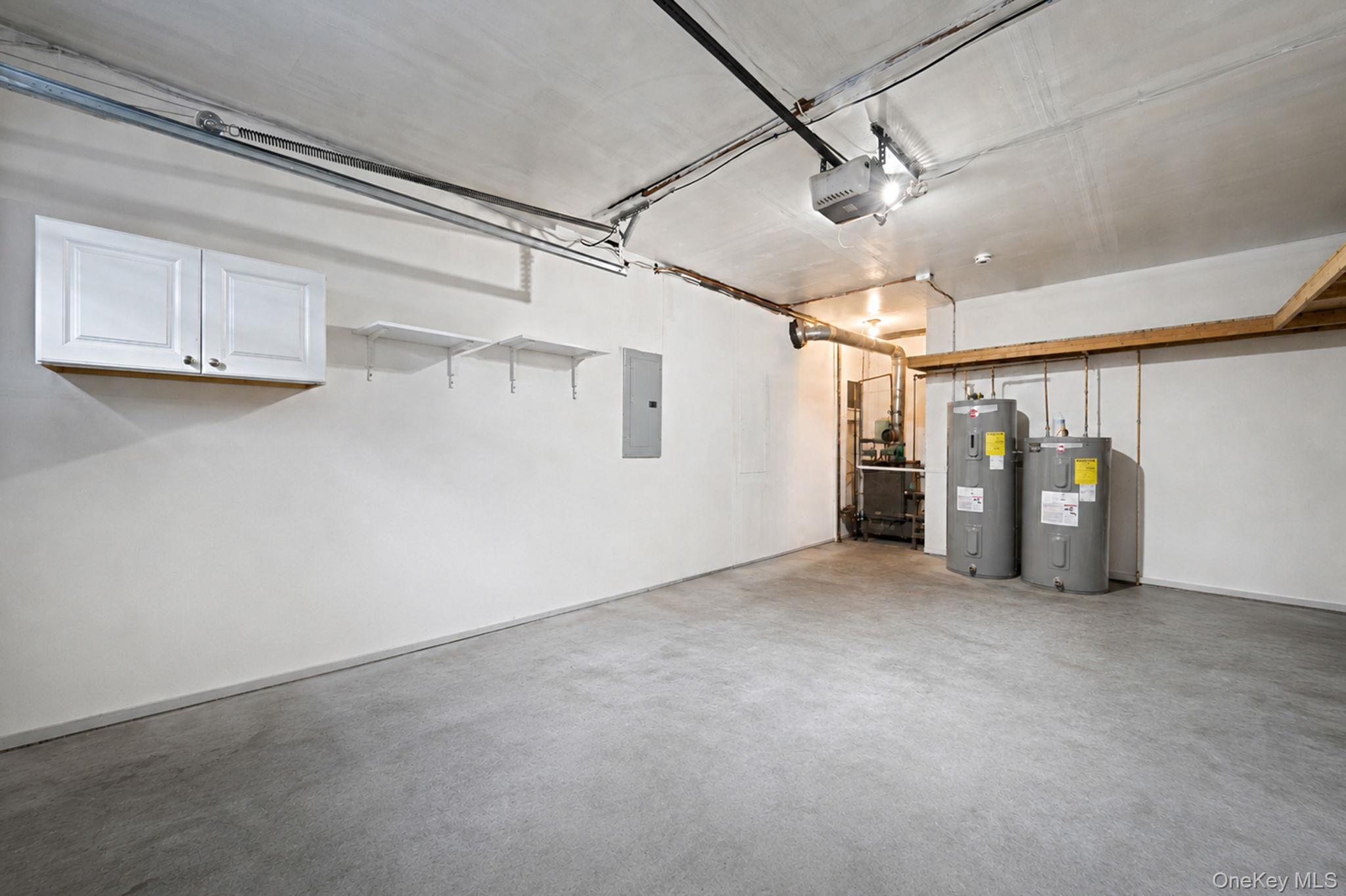6 Atlantic Street Property Photo 27