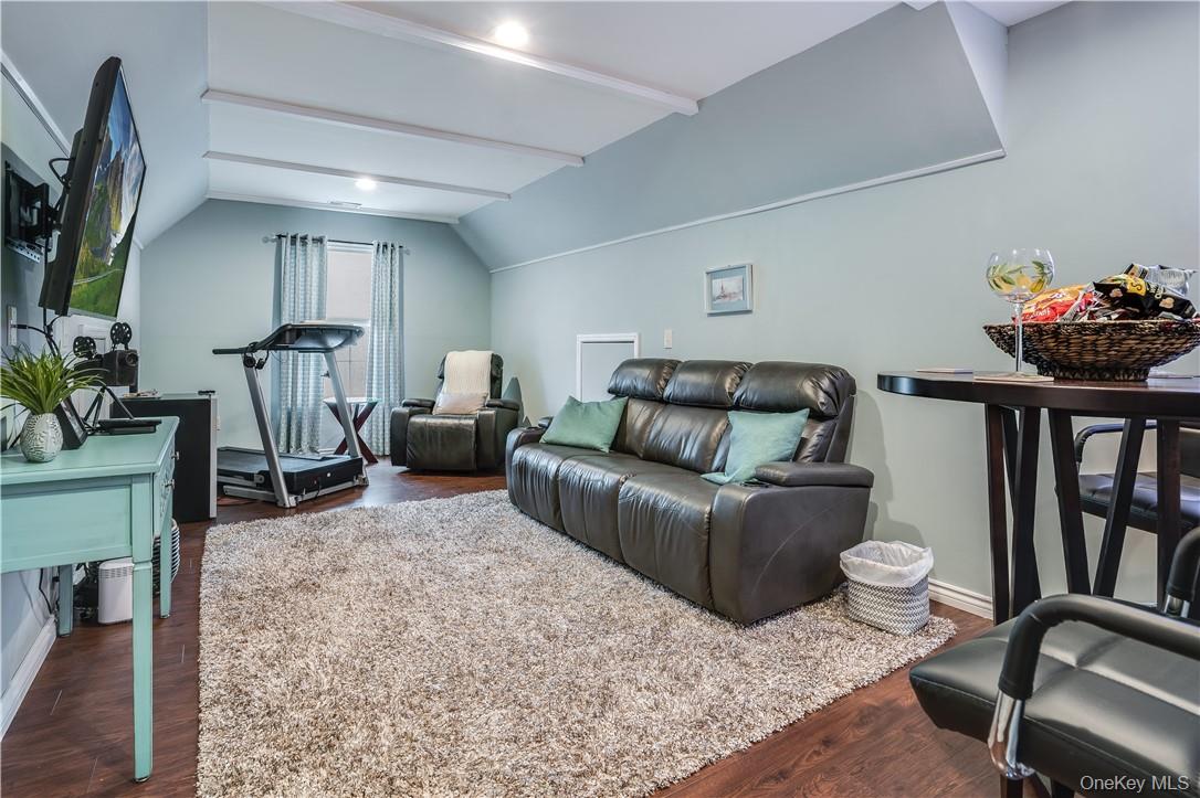 12 Whalen Road Property Photo 15